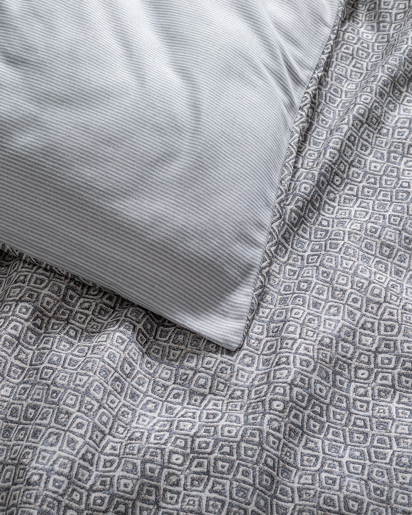 Diane Duvet Cover Set -coco Crep Patterned - Madame Coco JO