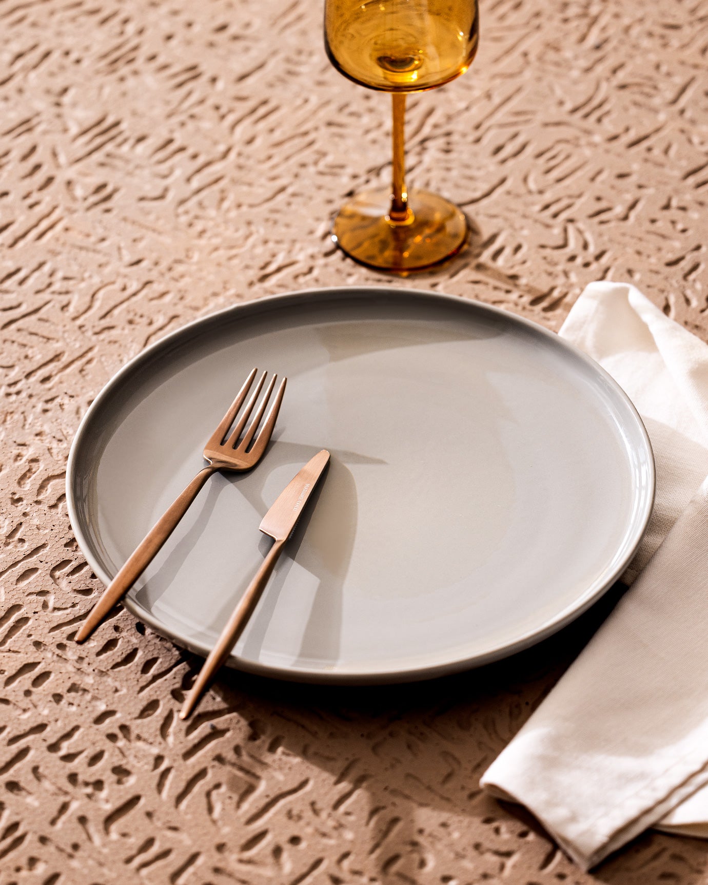 Grasse Serving Plate - Madame Coco JO