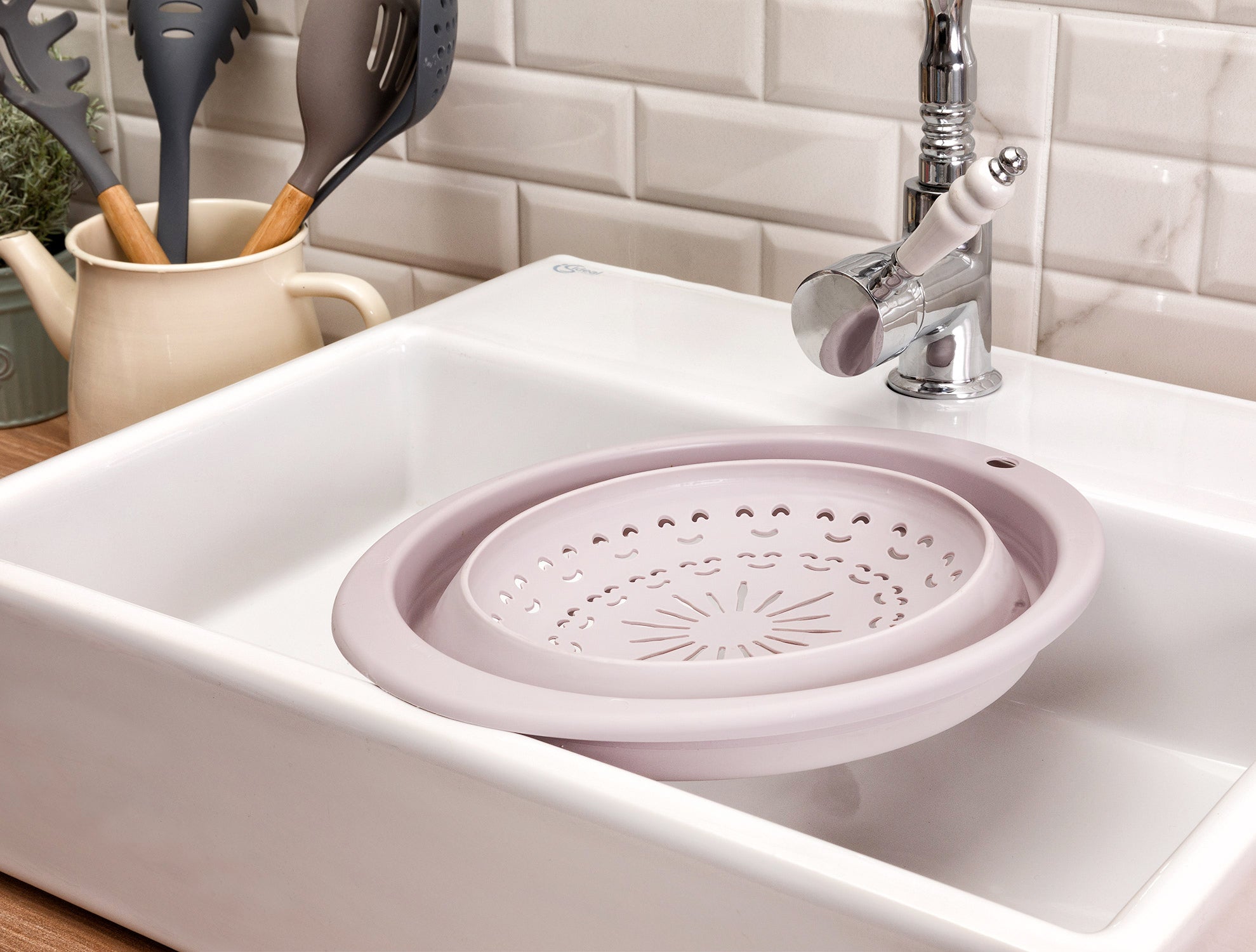 Accordion Round Strainer - Madame Coco JO