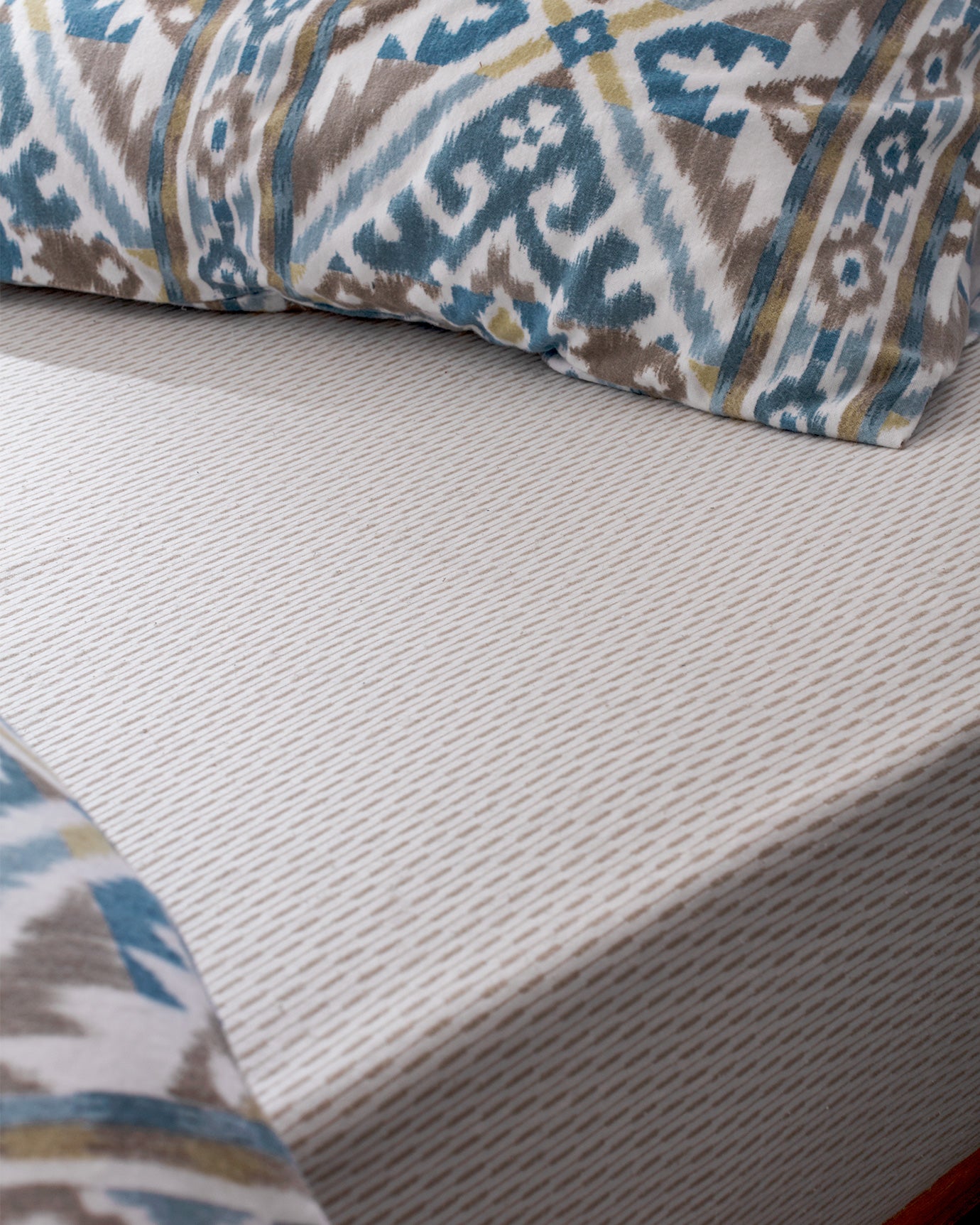 Aron Double Size Flannel Duvet Cover Set - Madame Coco JO