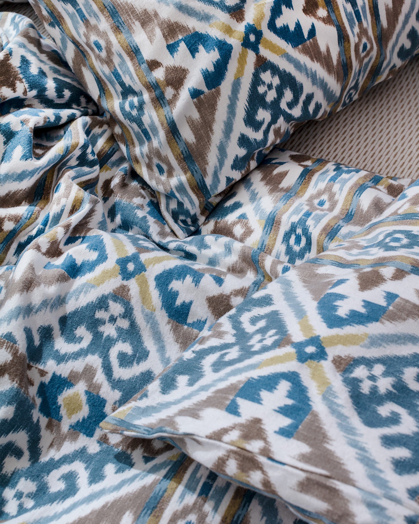 Aron Double Size Flannel Duvet Cover Set - Madame Coco JO