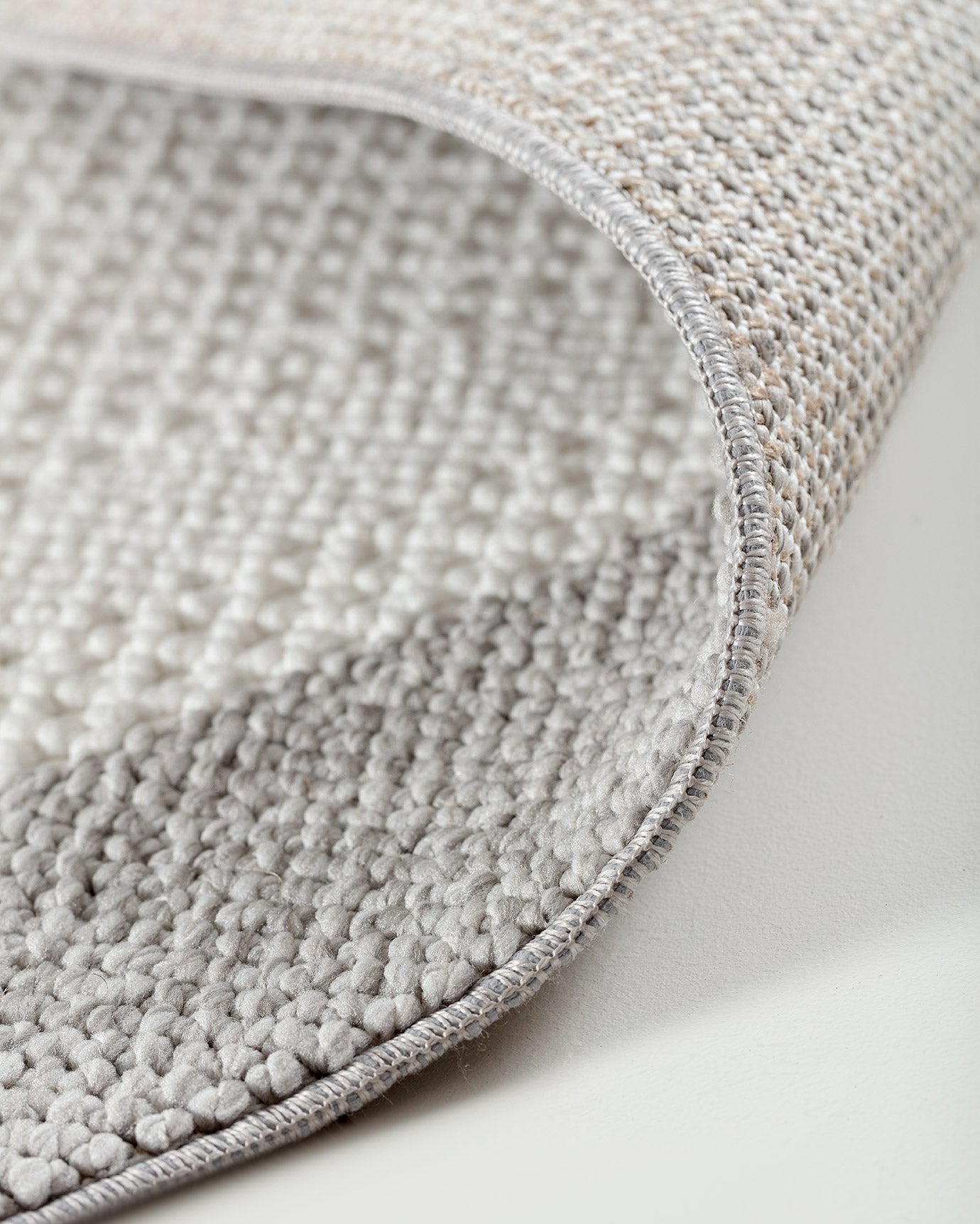 Fiance Carpet - Madame Coco JO