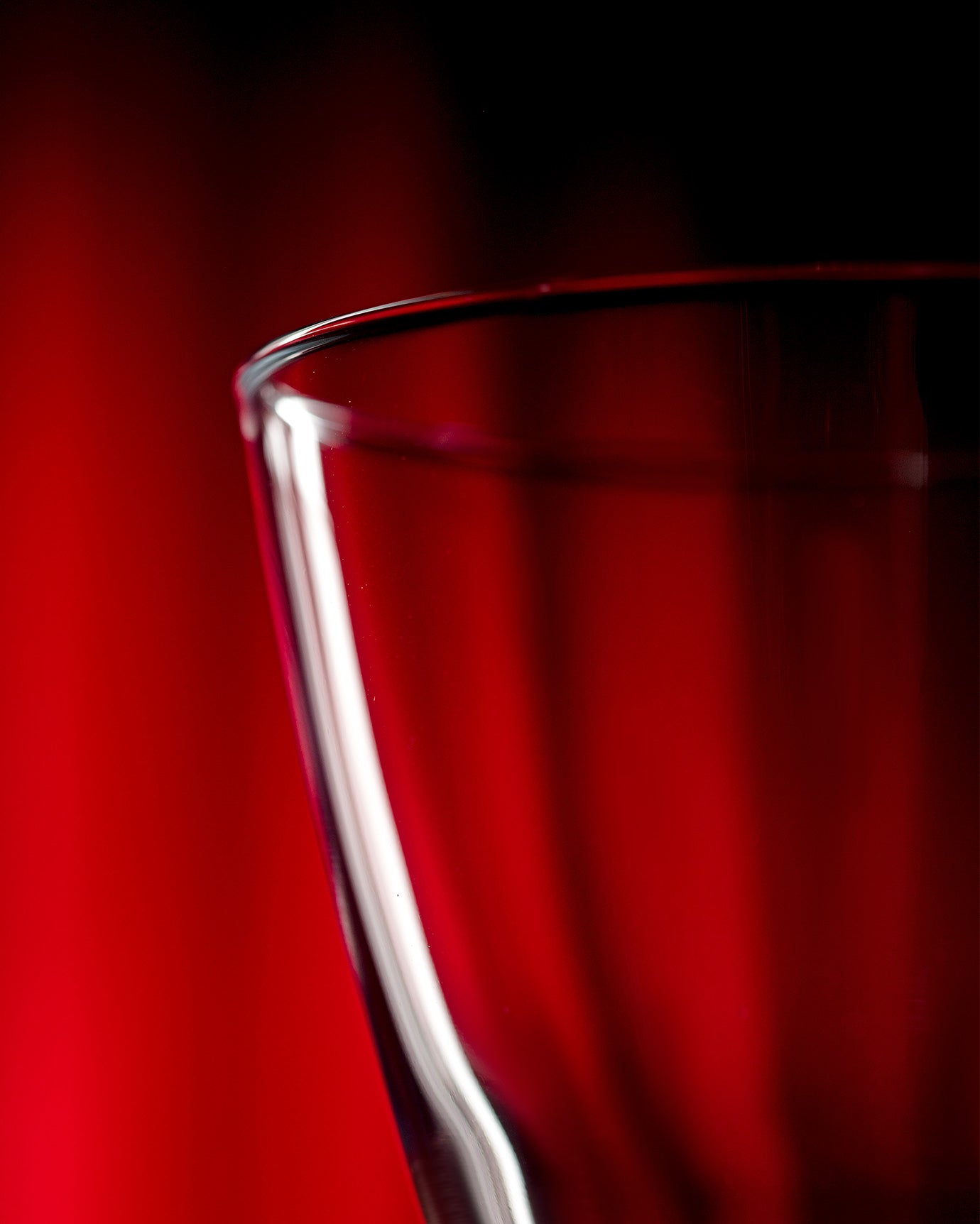 Vincent 4-piece Red Wine Glass Set - Madame Coco JO