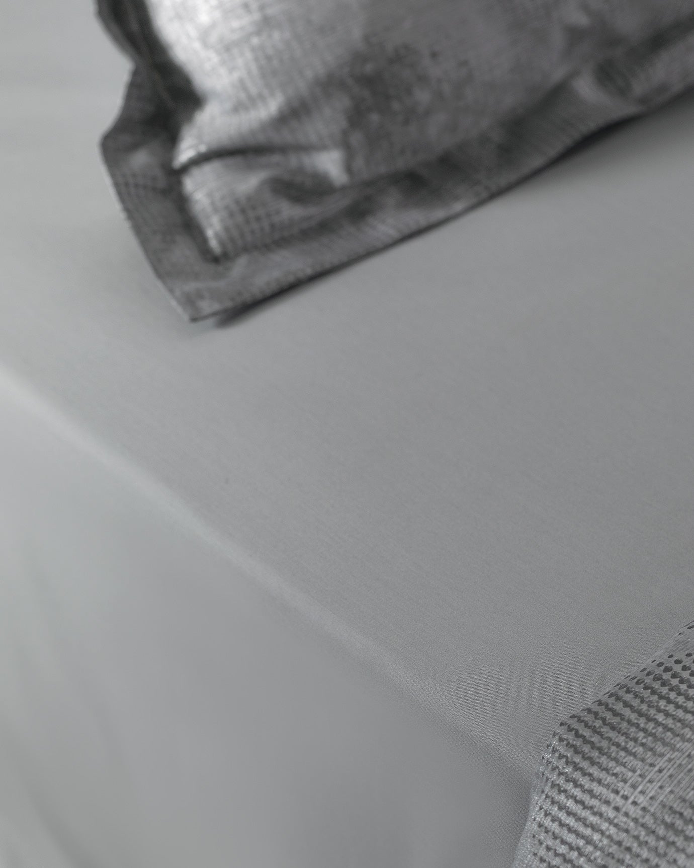 Valeria King Size  Luxury Satin Duvet Cover Set - Madame Coco JO