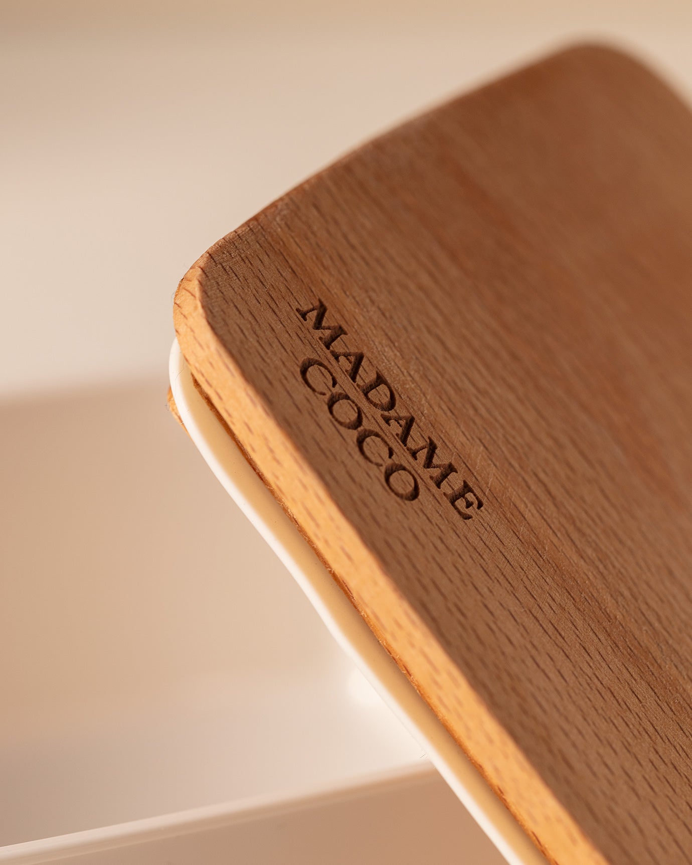 Storage Box With Wooden Lid 750ml - Madame Coco JO