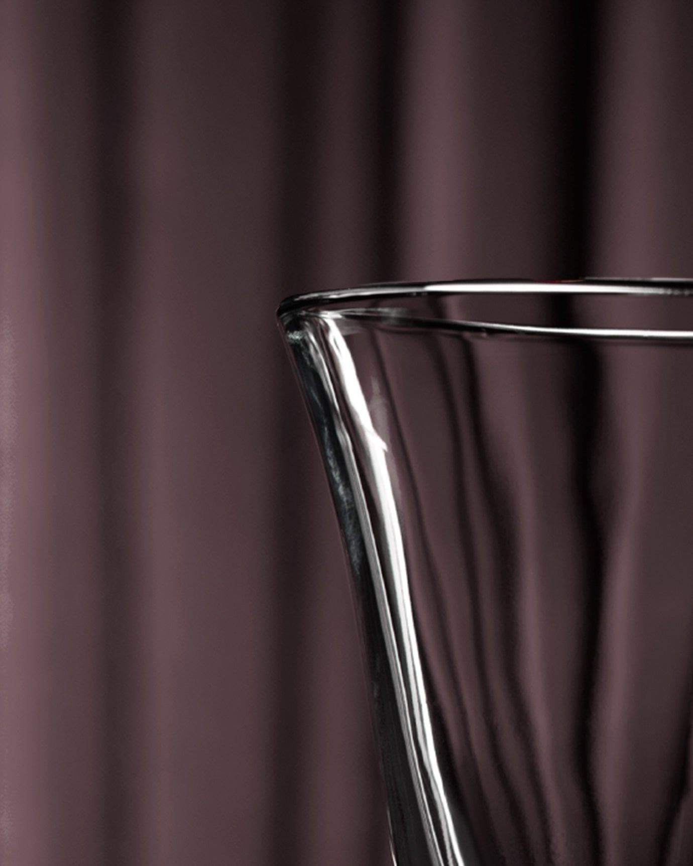 Valerio 4-piece Red Wine Glass Set - Madame Coco JO