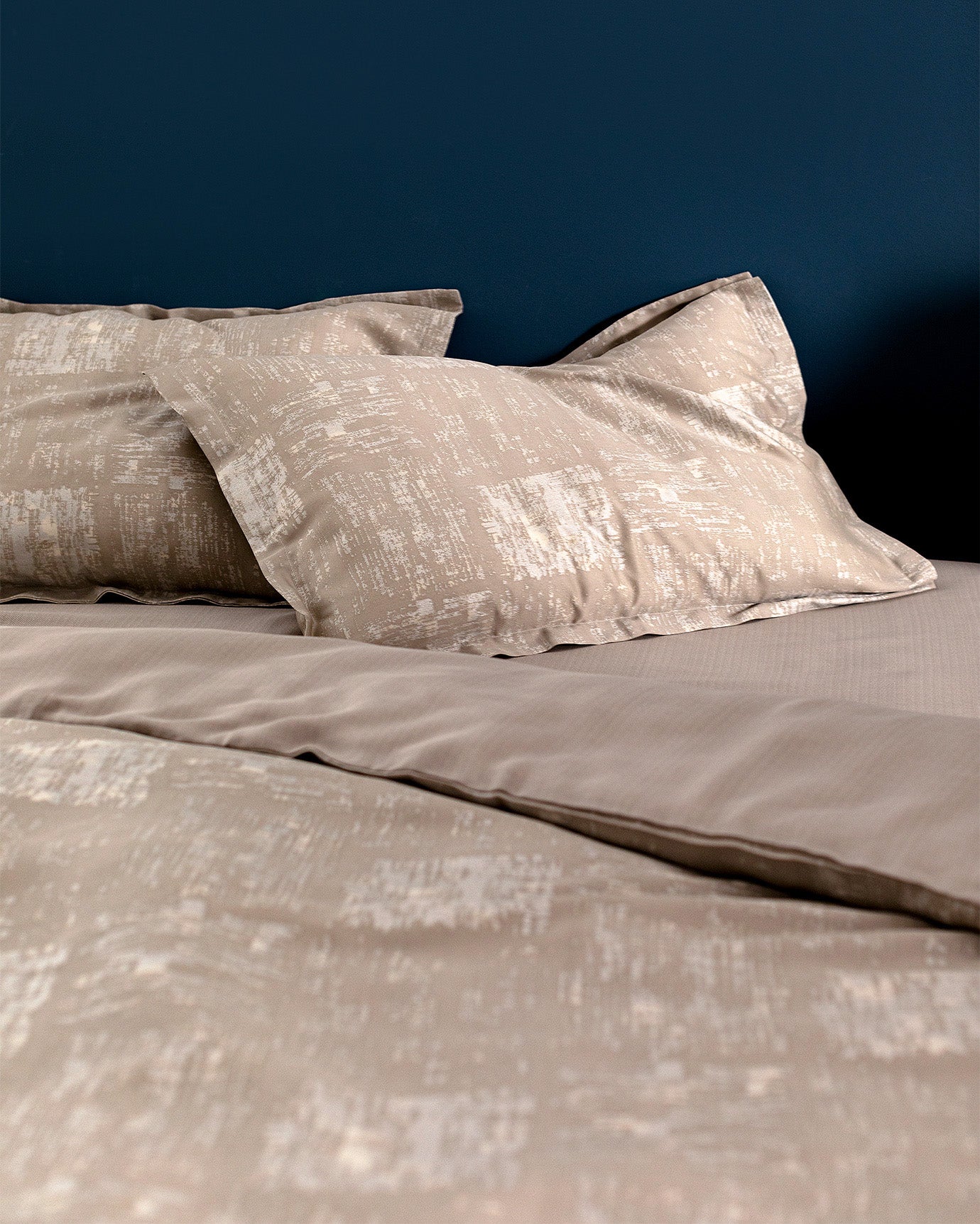 Bernard Double Size Duvet Cover Set - Silk Satin - Madame Coco JO