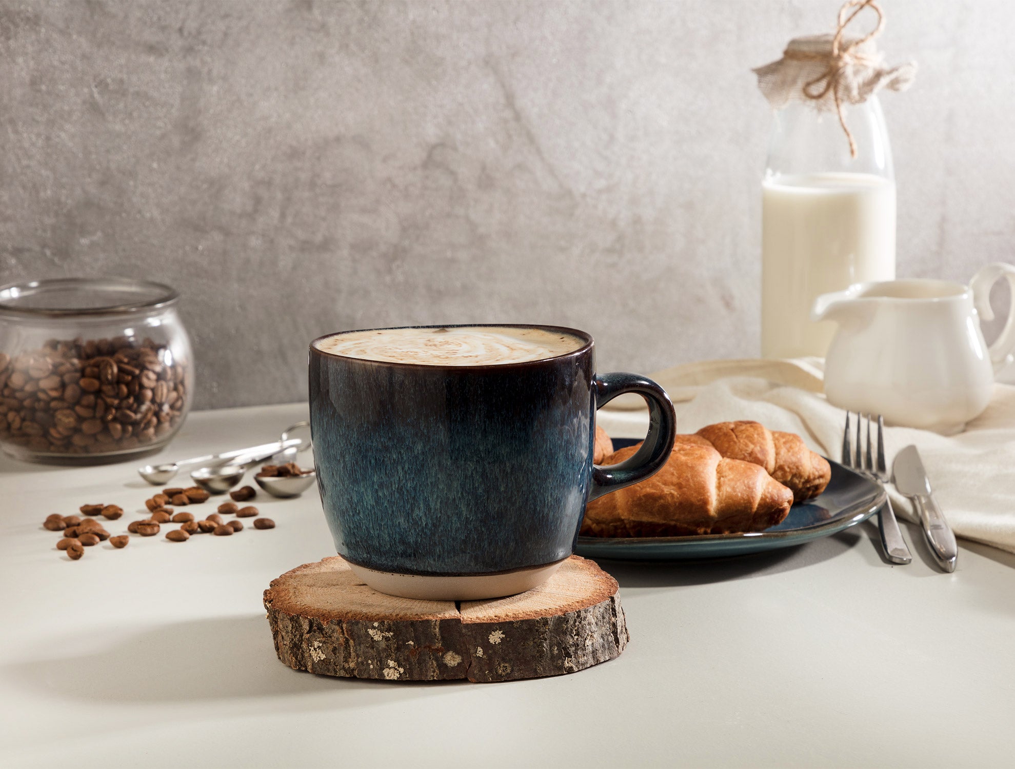 Bel Olympe Cylindrical Mug - Madame Coco JO