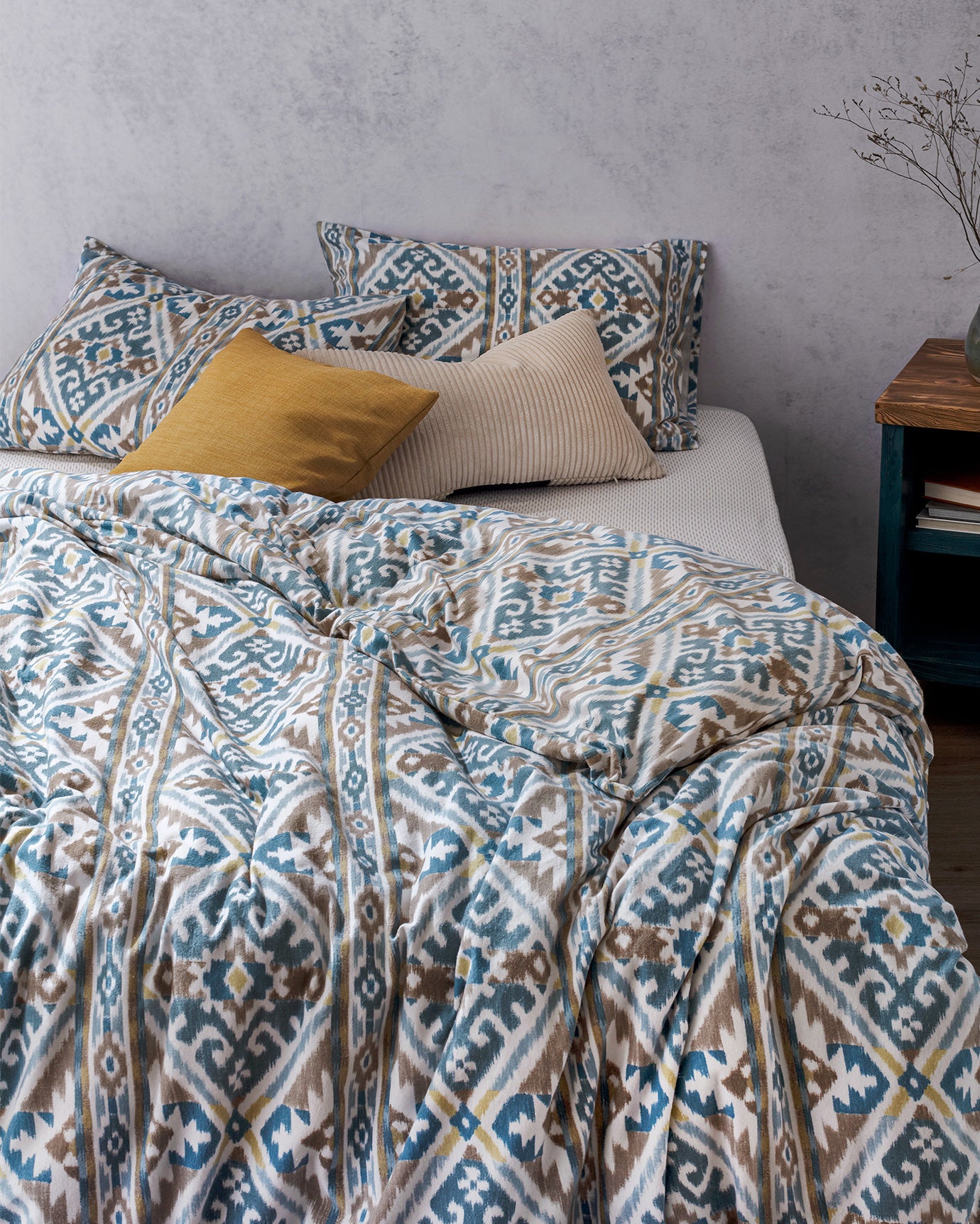 Aron Double Size Flannel Duvet Cover Set - Madame Coco JO