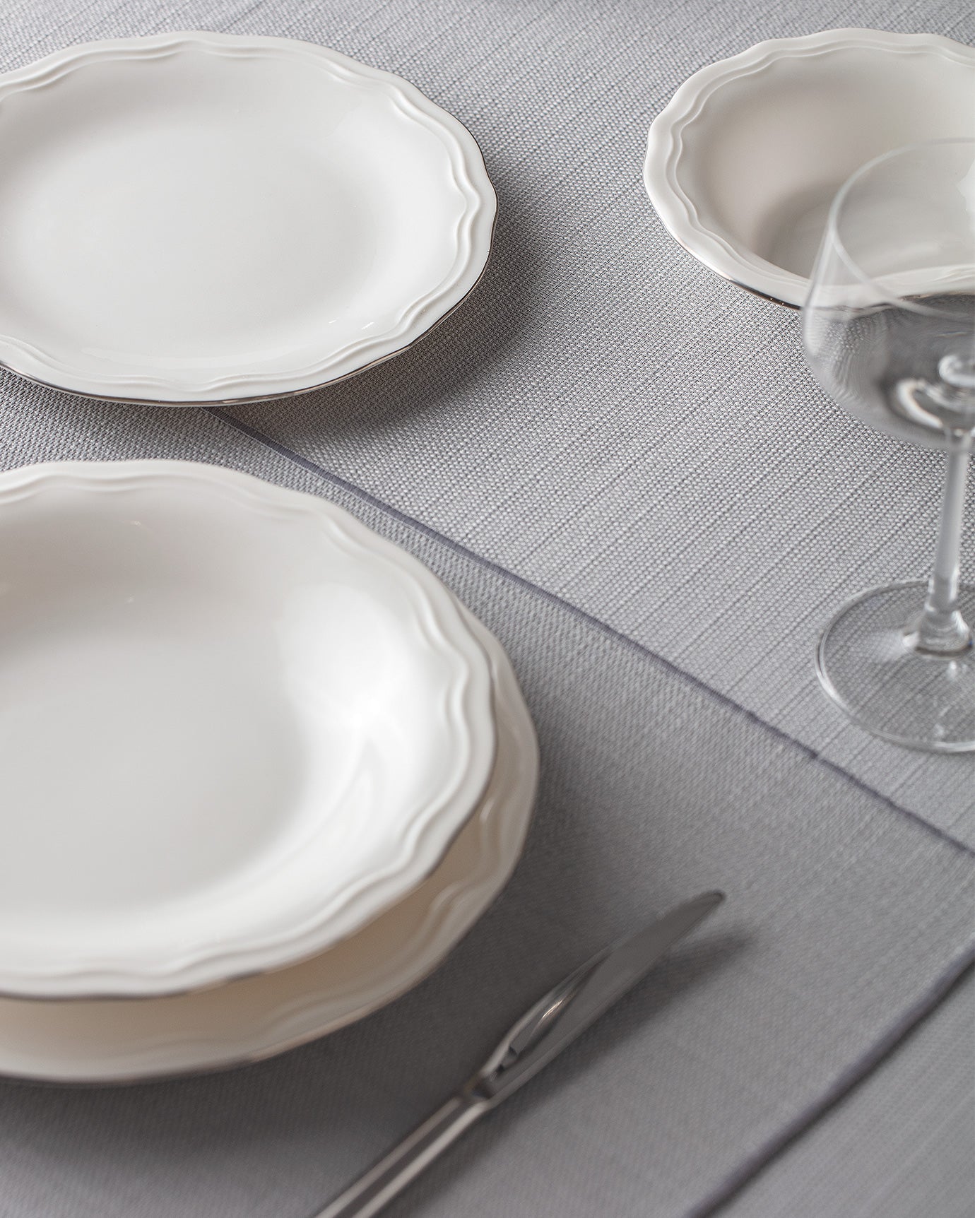 Viola 24 Piece Dinner Set Gold/platinum - Madame Coco JO