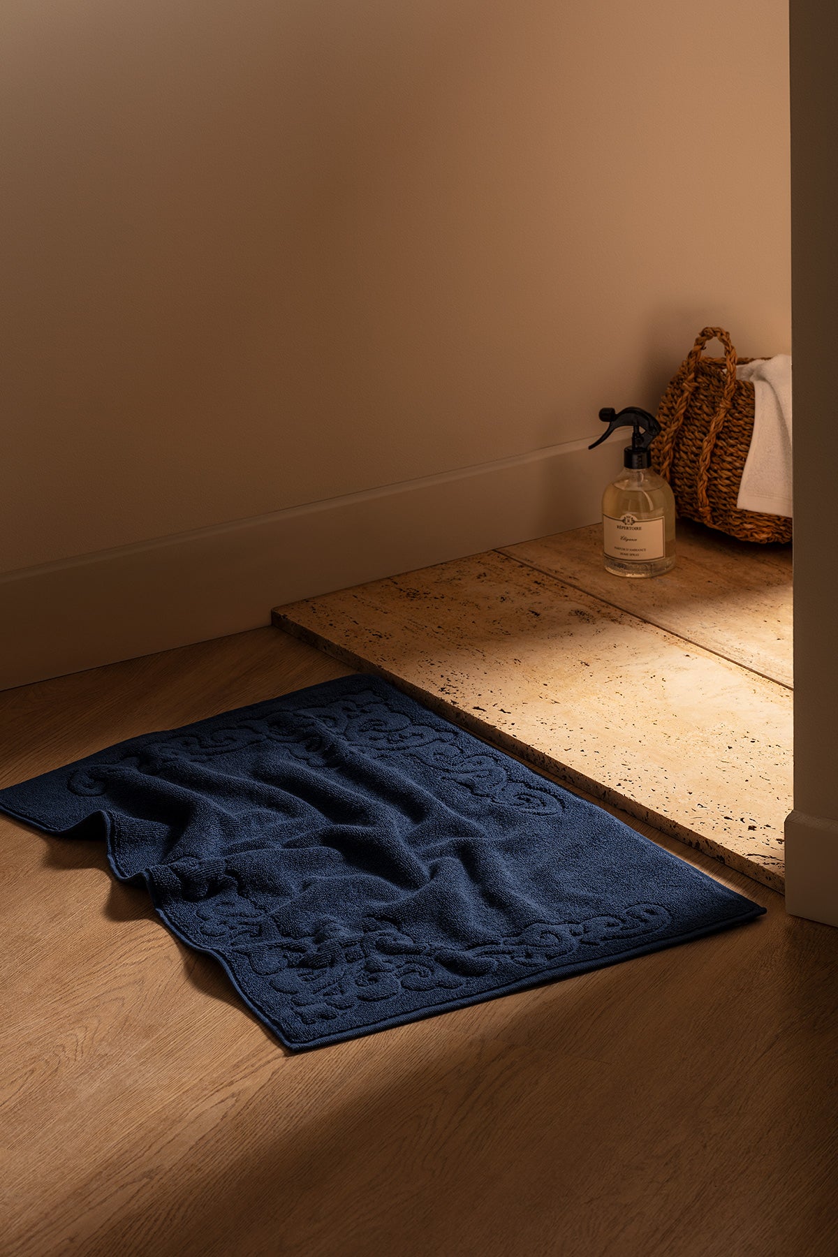 Orlena Foot Towel - Madame Coco JO