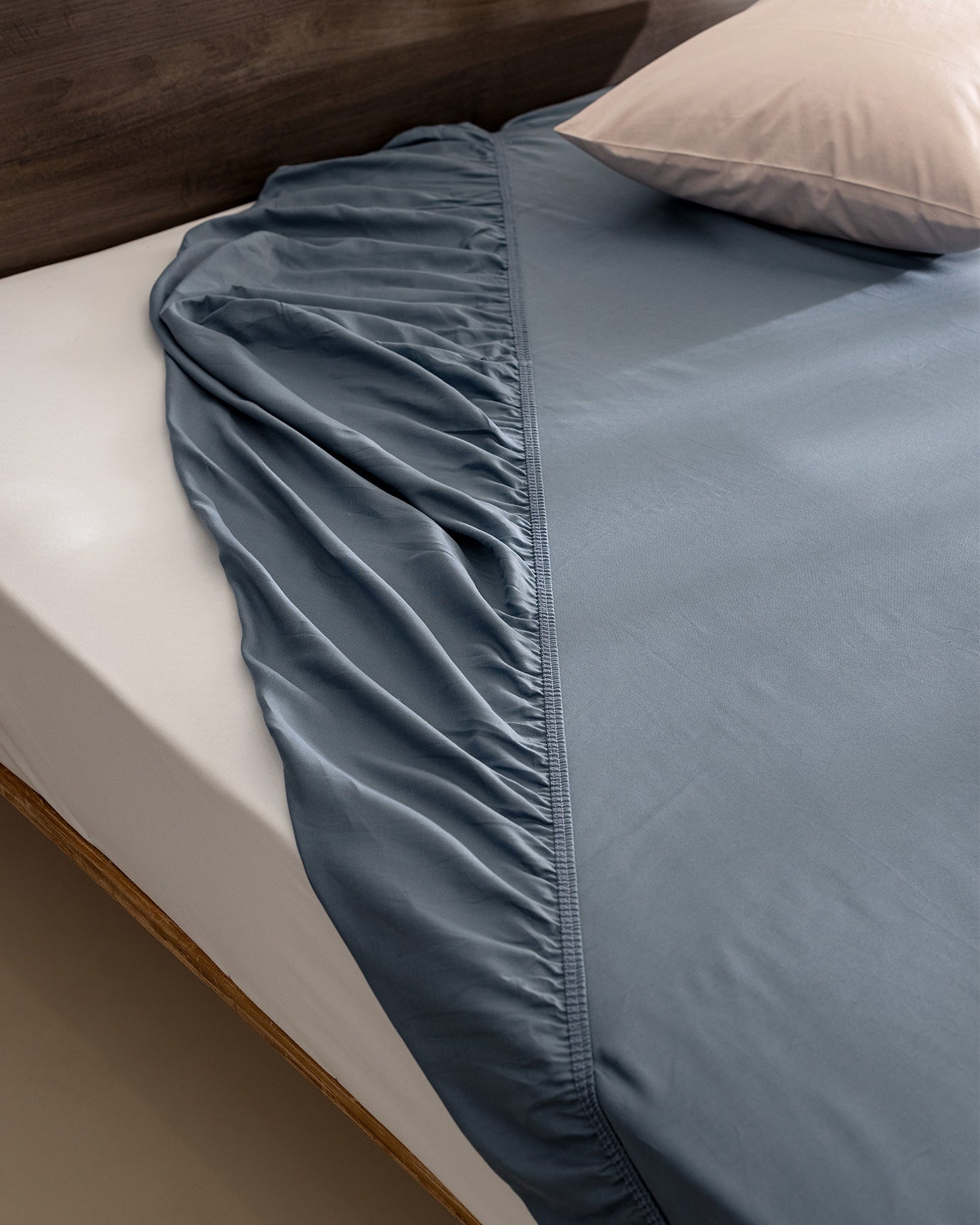 Ciel Satin Fitted Sheet - Madame Coco JO