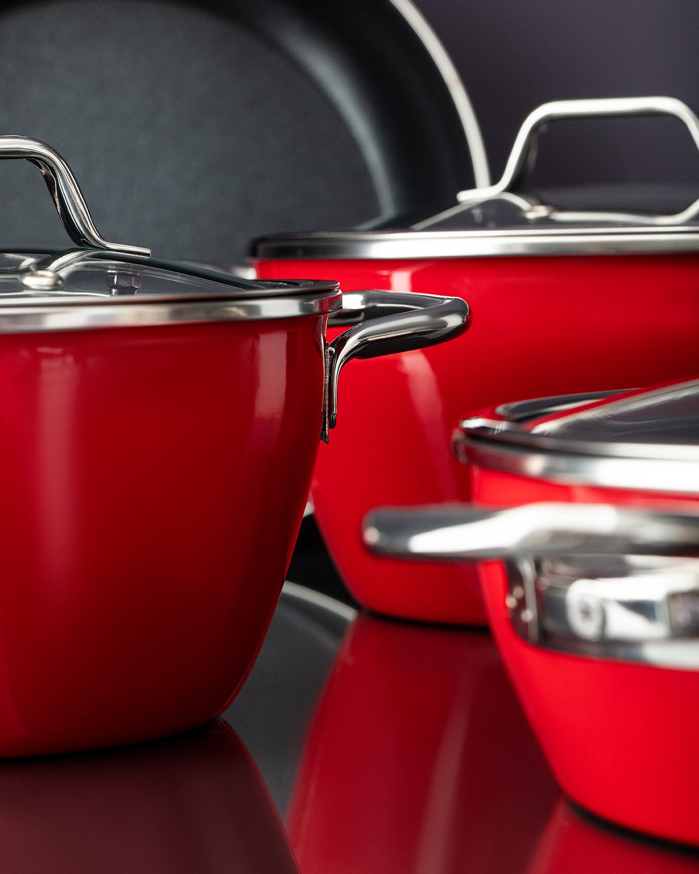 Titanium Enamelled Cookware Set - Madame Coco JO