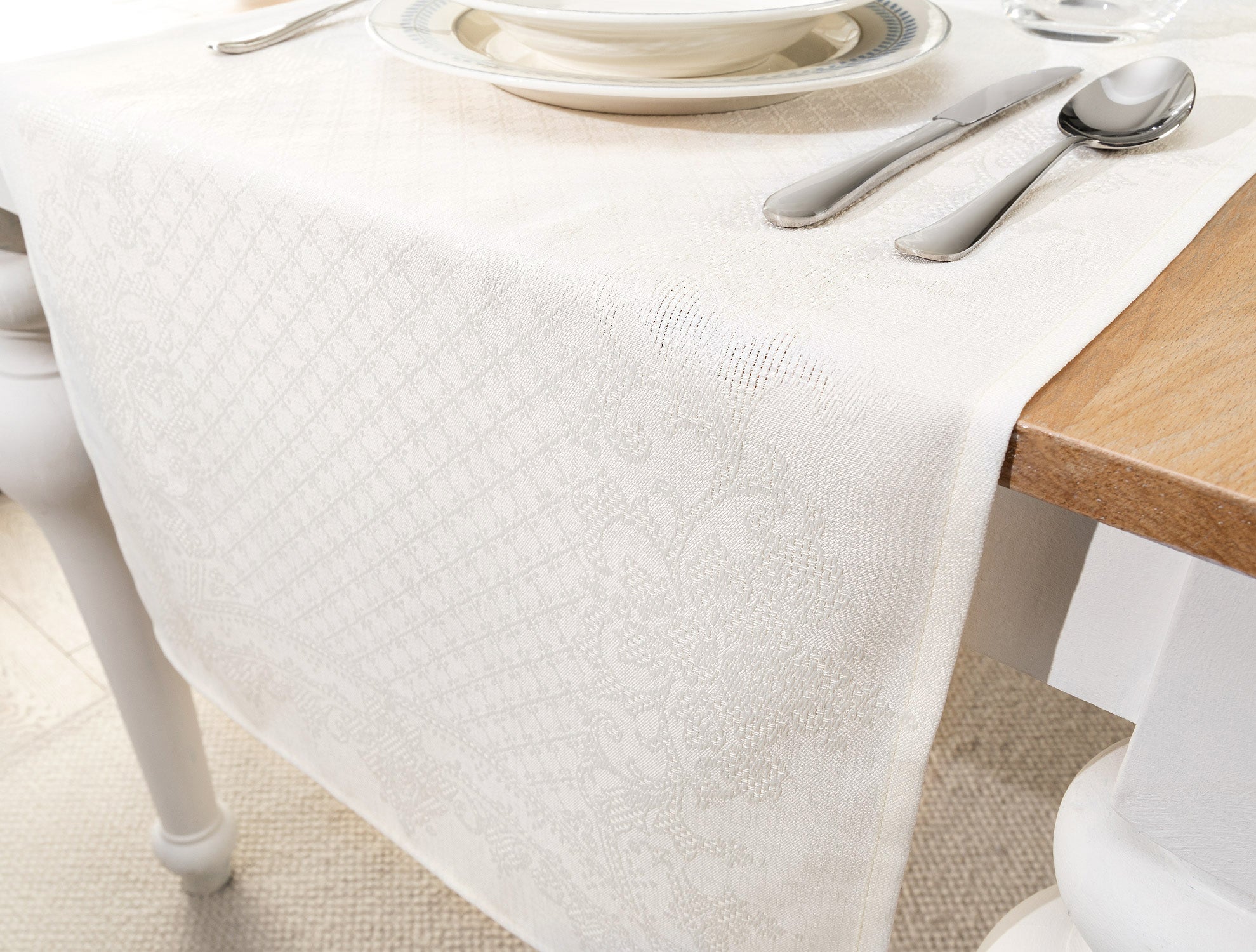 Valerie Runner - Madame Coco JO