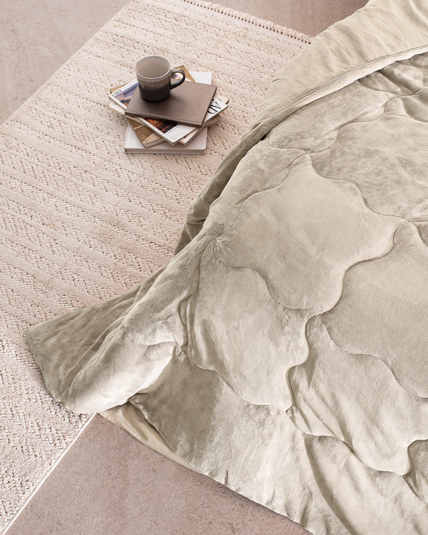 Kaira Comforter Set - Madame Coco JO