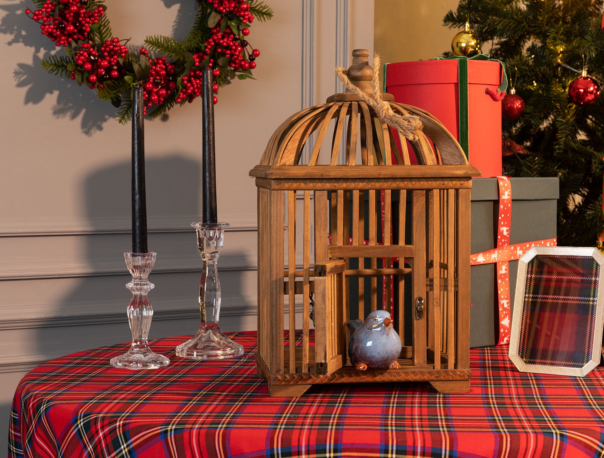 Cardine Object - Madame Coco JO