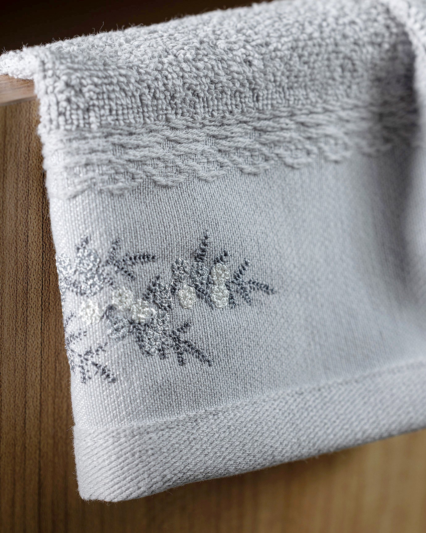 Pansy 2 Pack Hand Towel - Madame Coco JO