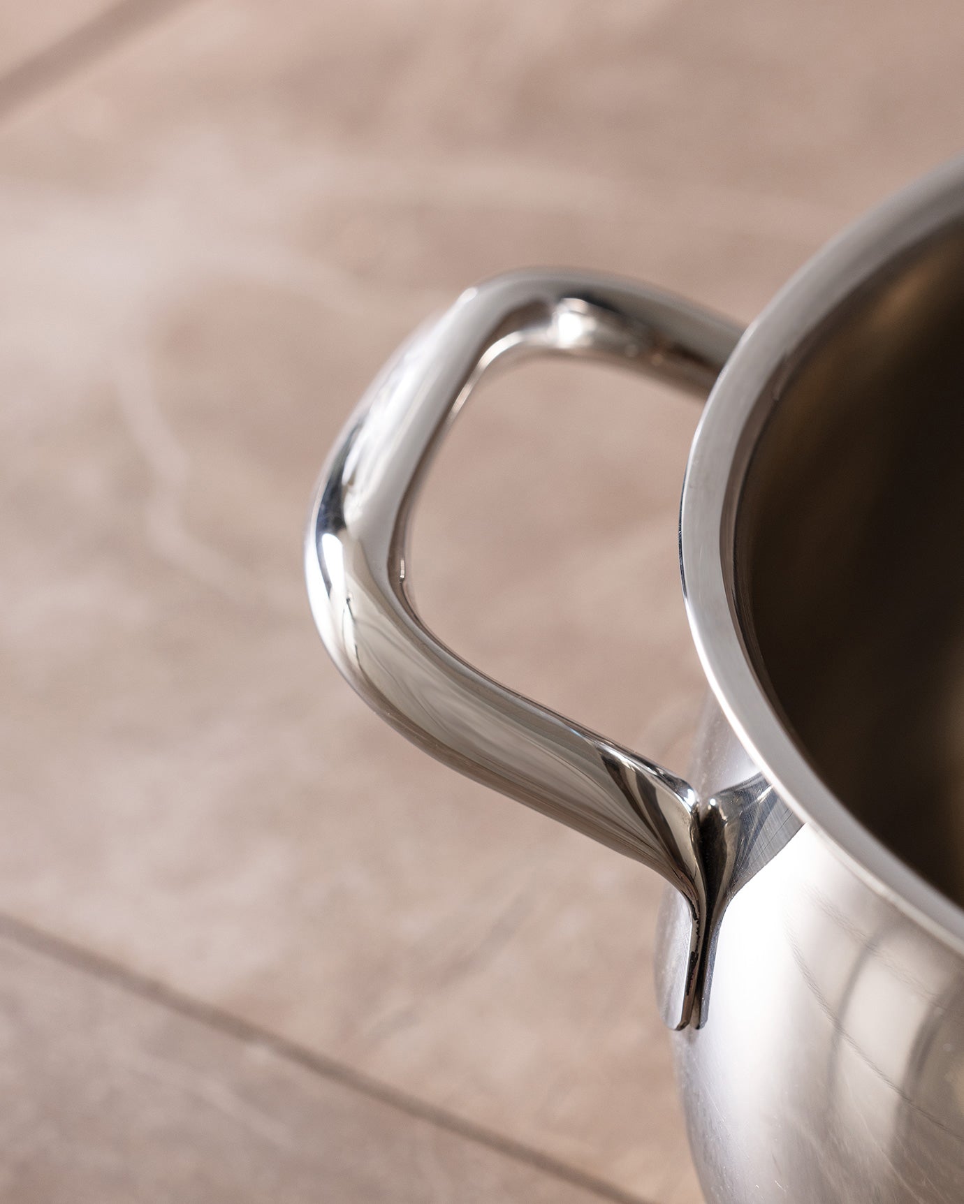 Vera Deep Pot 24 Cm - Madame Coco JO