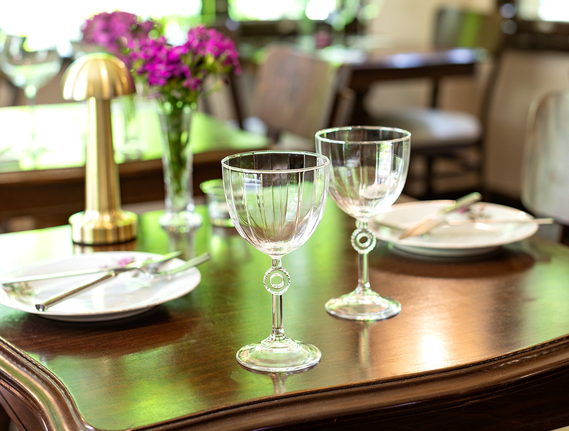 Lavinia 4-piece Red Wine Glass Set - Madame Coco JO