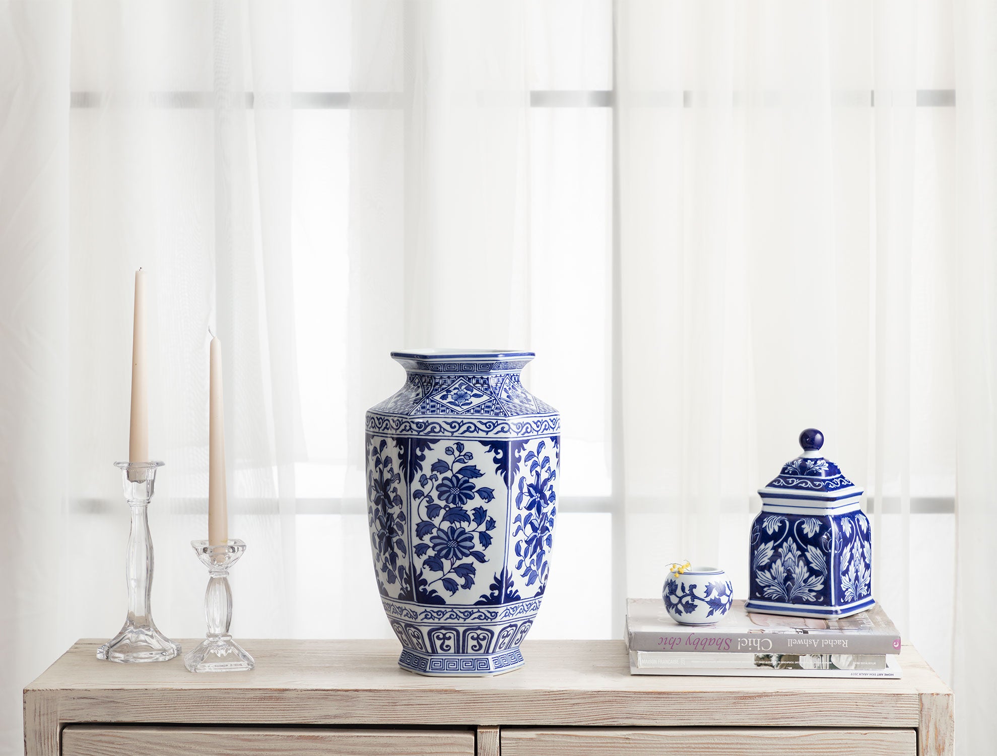 Versay Vase - Madame Coco JO