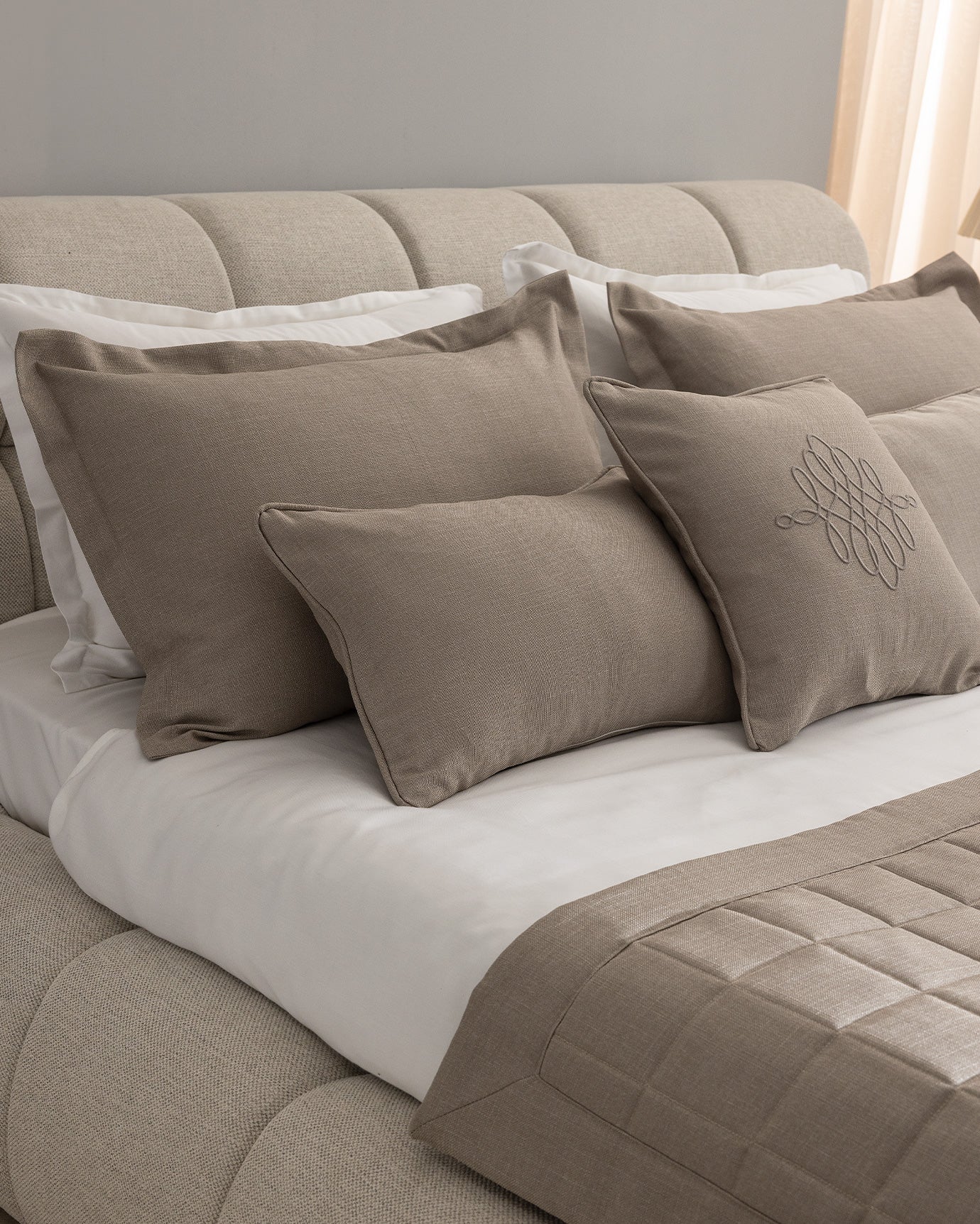 Sillage Bed Runner Set - Madame Coco JO