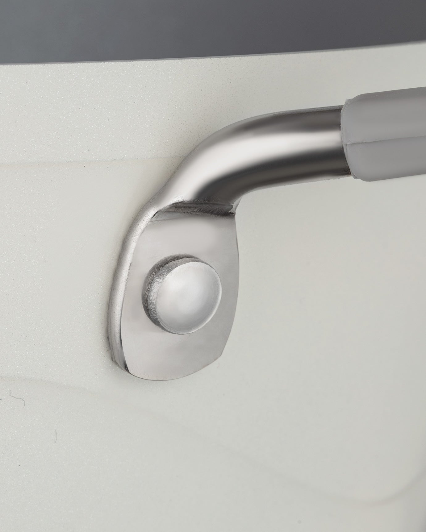 Albus 20 Cm Deep Pot - Madame Coco JO