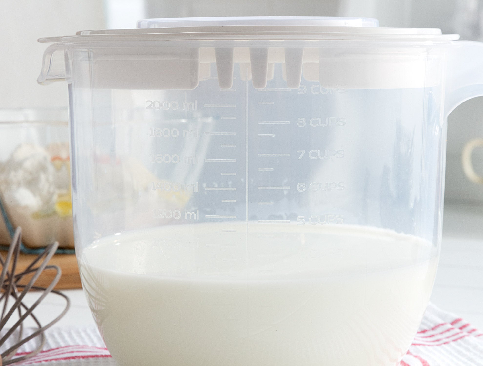 Madie Lidded Mixer Container - Madame Coco JO