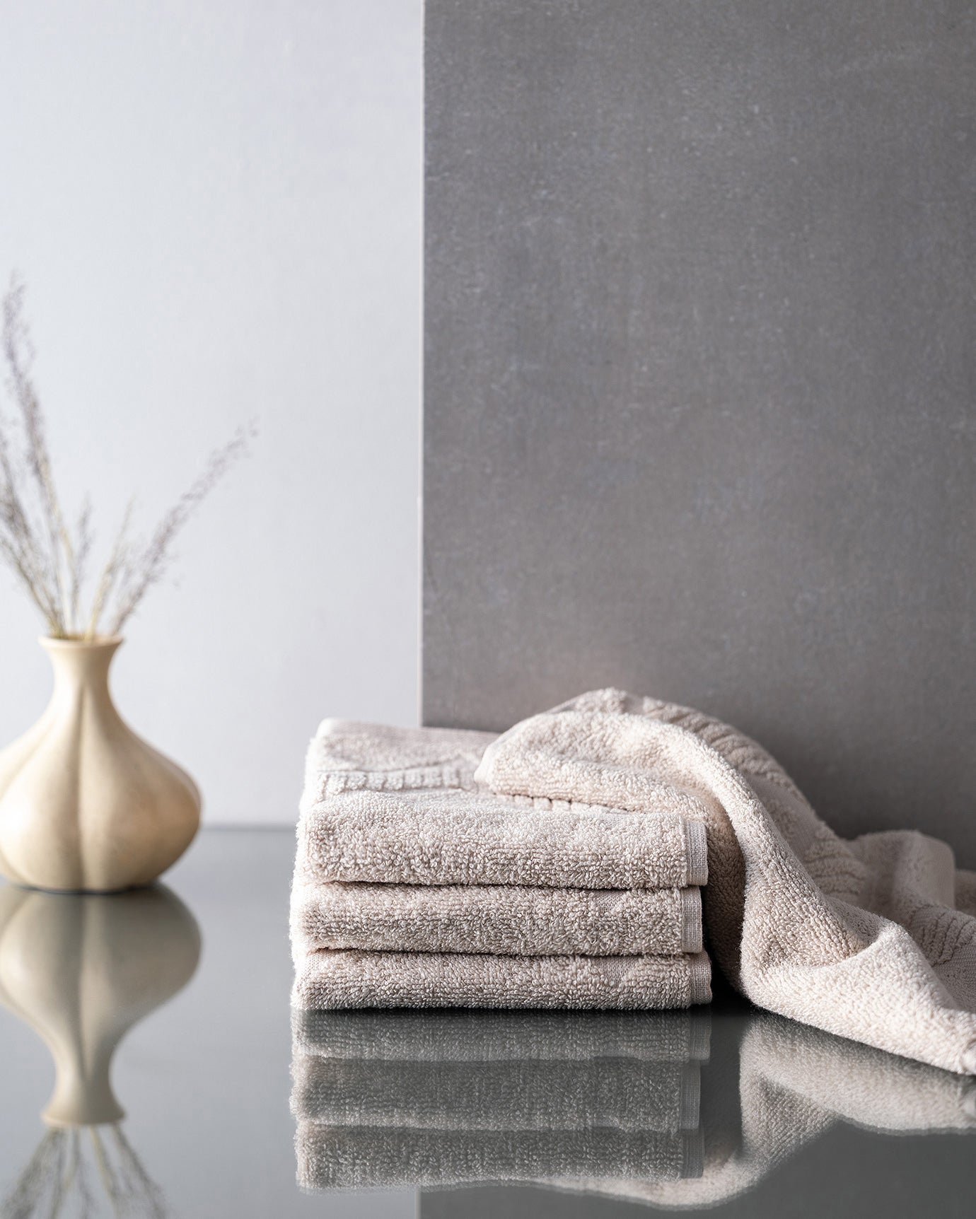 Sabine 4 Pack Hand Towel - Madame Coco JO