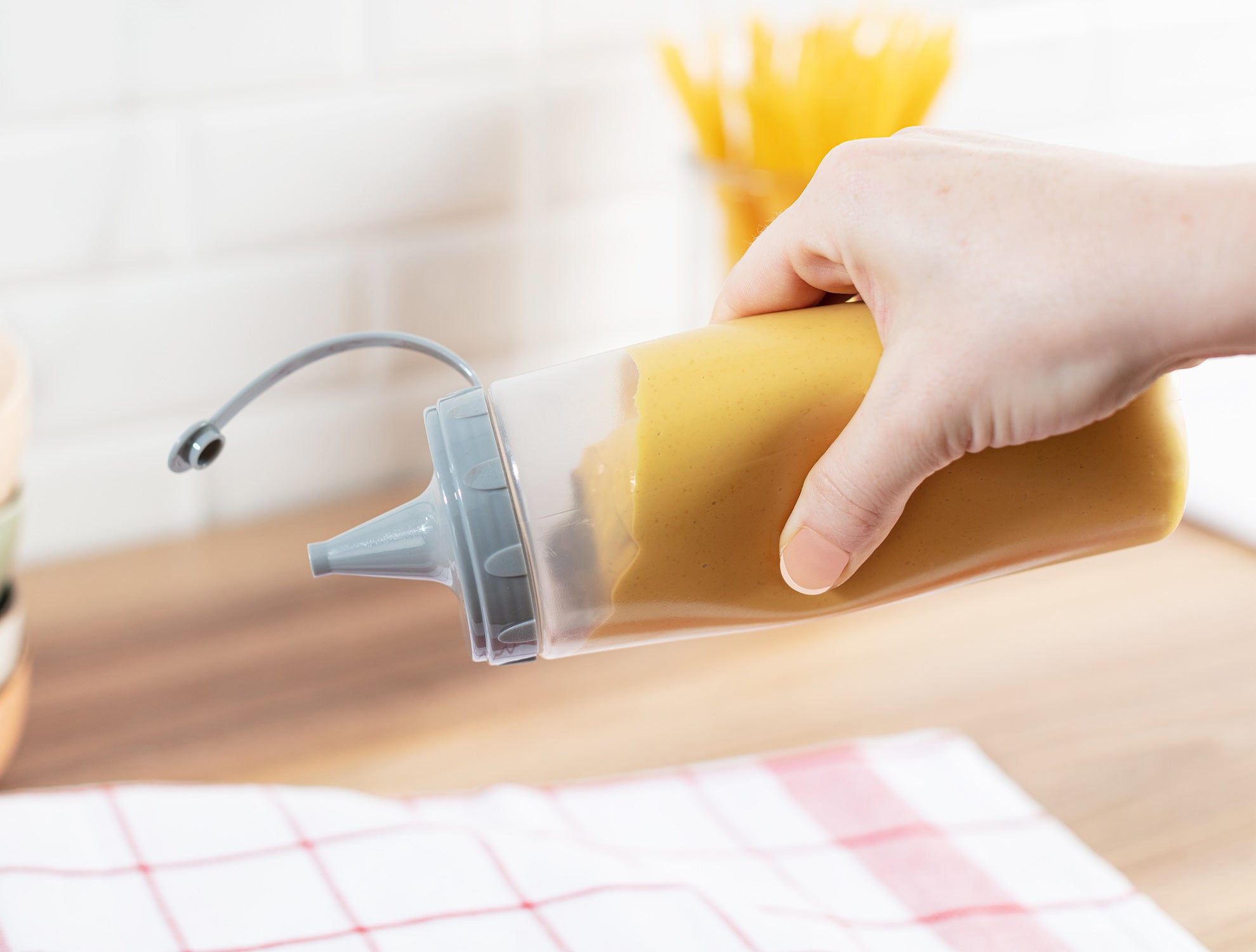 Vernon Sauce Bottle - Madame Coco JO