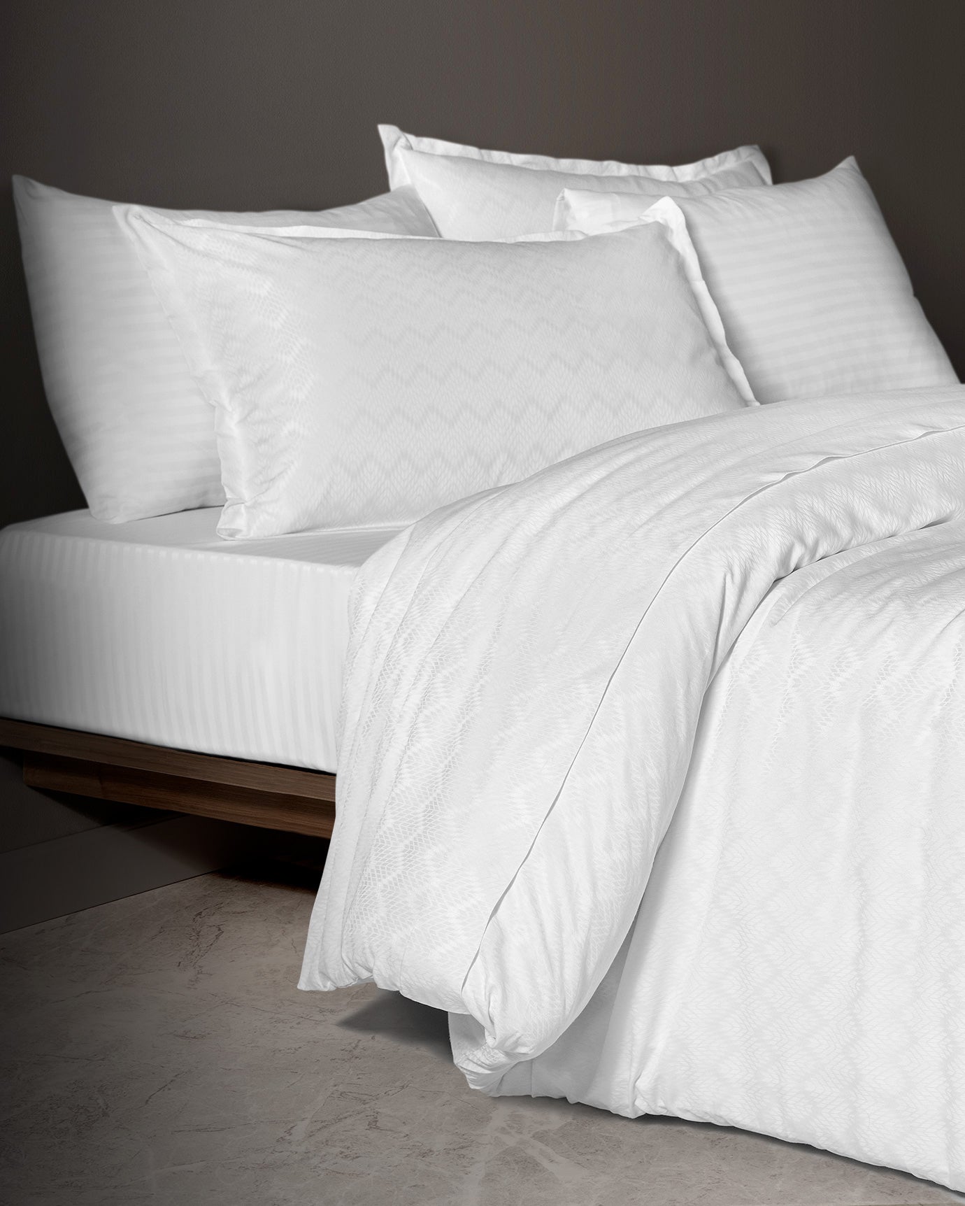 Wissale Duvet Cover Set -jacquard Satin - Madame Coco JO