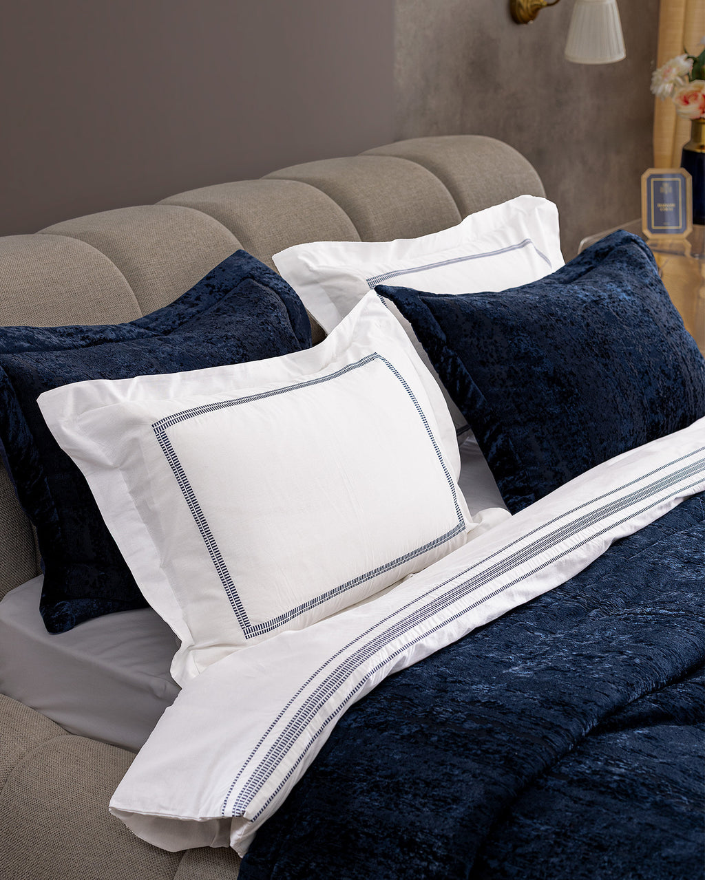 Antoinette 8 Piece Wedding Set - Madame Coco JO