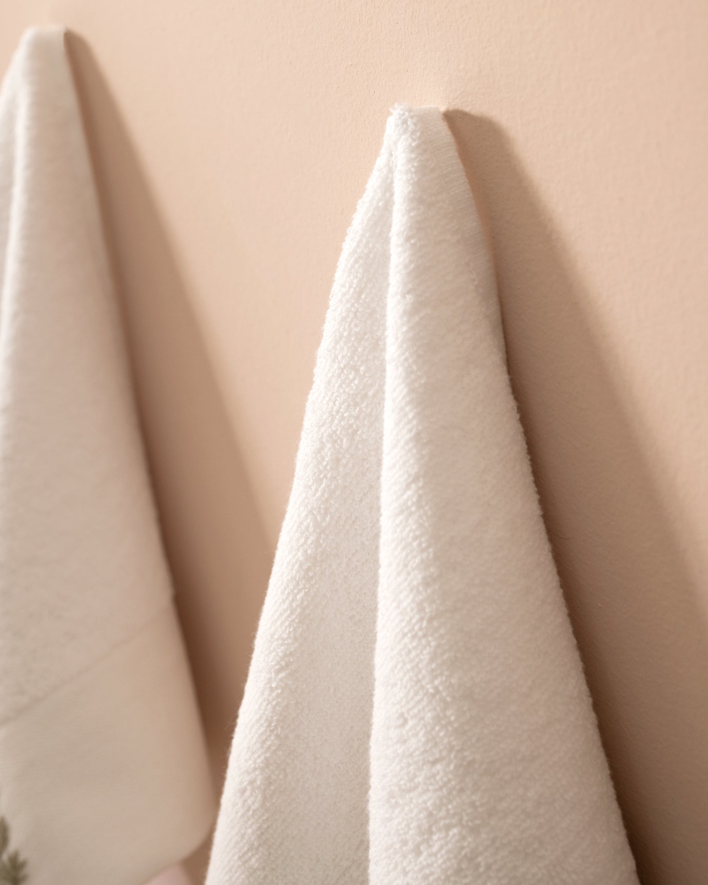 Thelma 2 Pack Hand Towel - Madame Coco JO