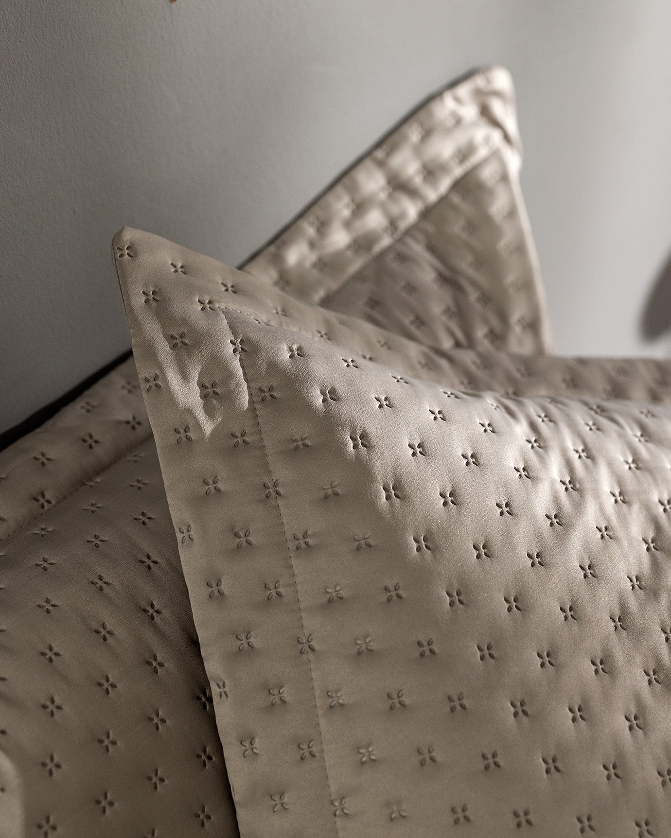 Arles Double Size Bedspread - Madame Coco JO