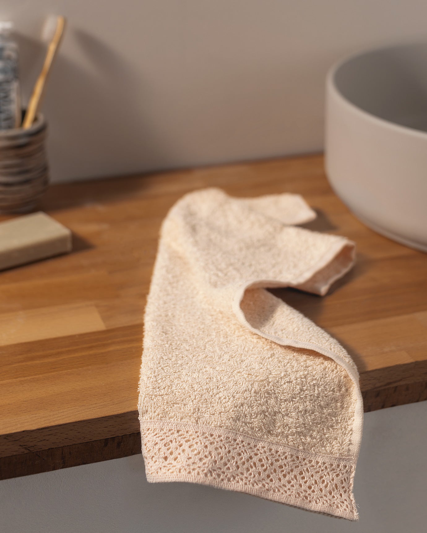 Angelique Hand Towel - Madame Coco JO