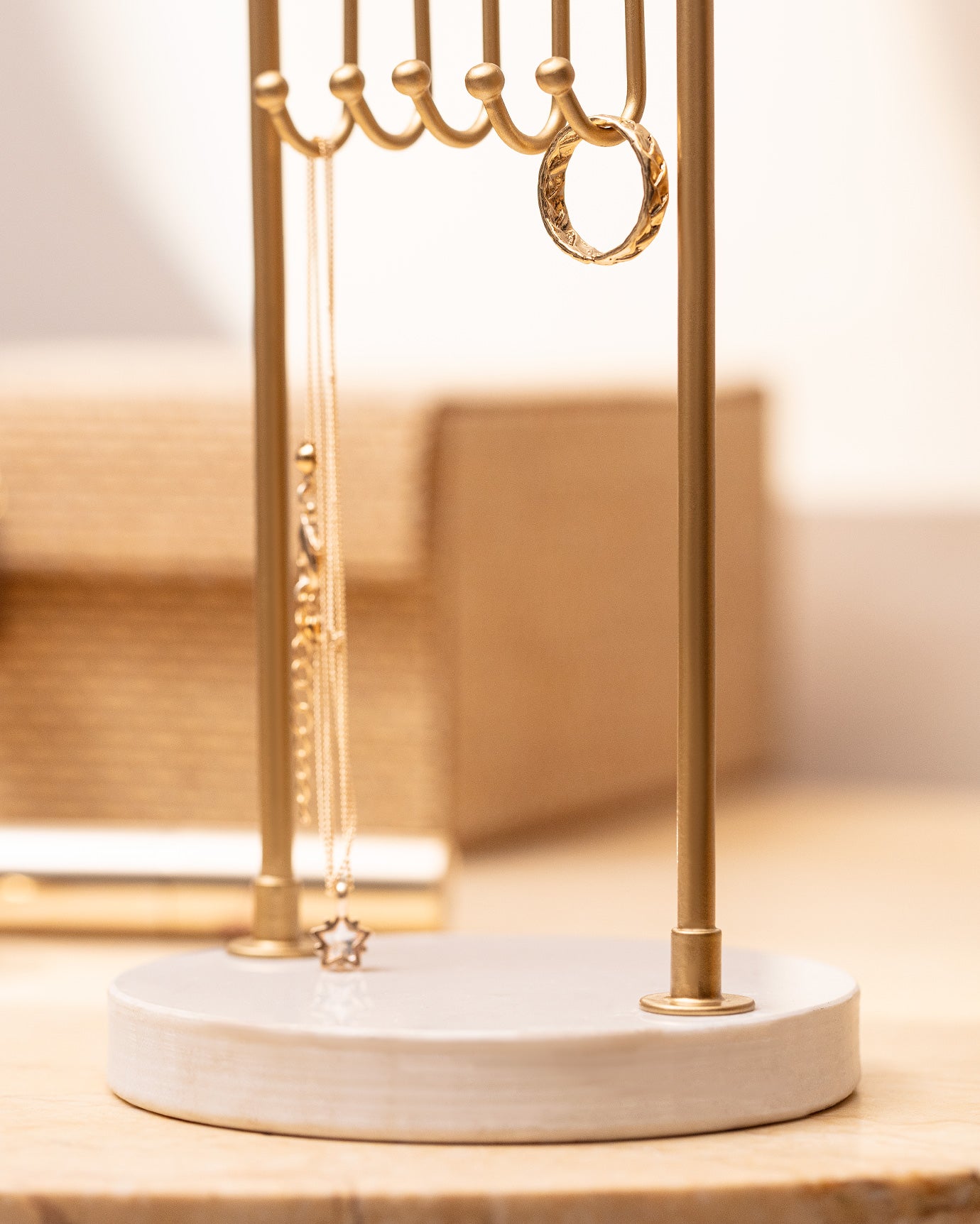 Ignis Jewelery Stand - Madame Coco JO