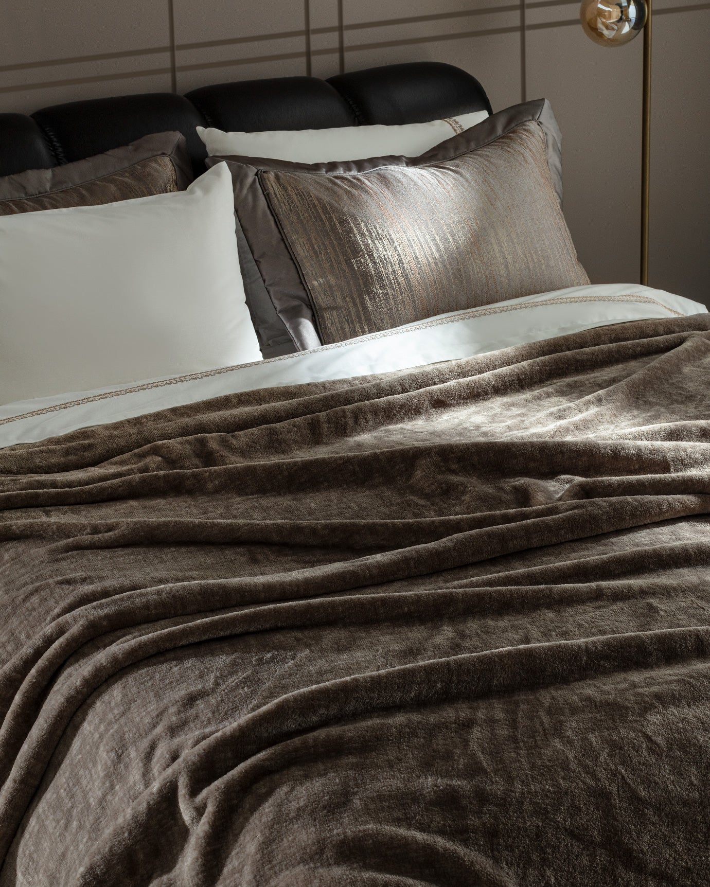 Notre Wedding Set - Madame Coco JO