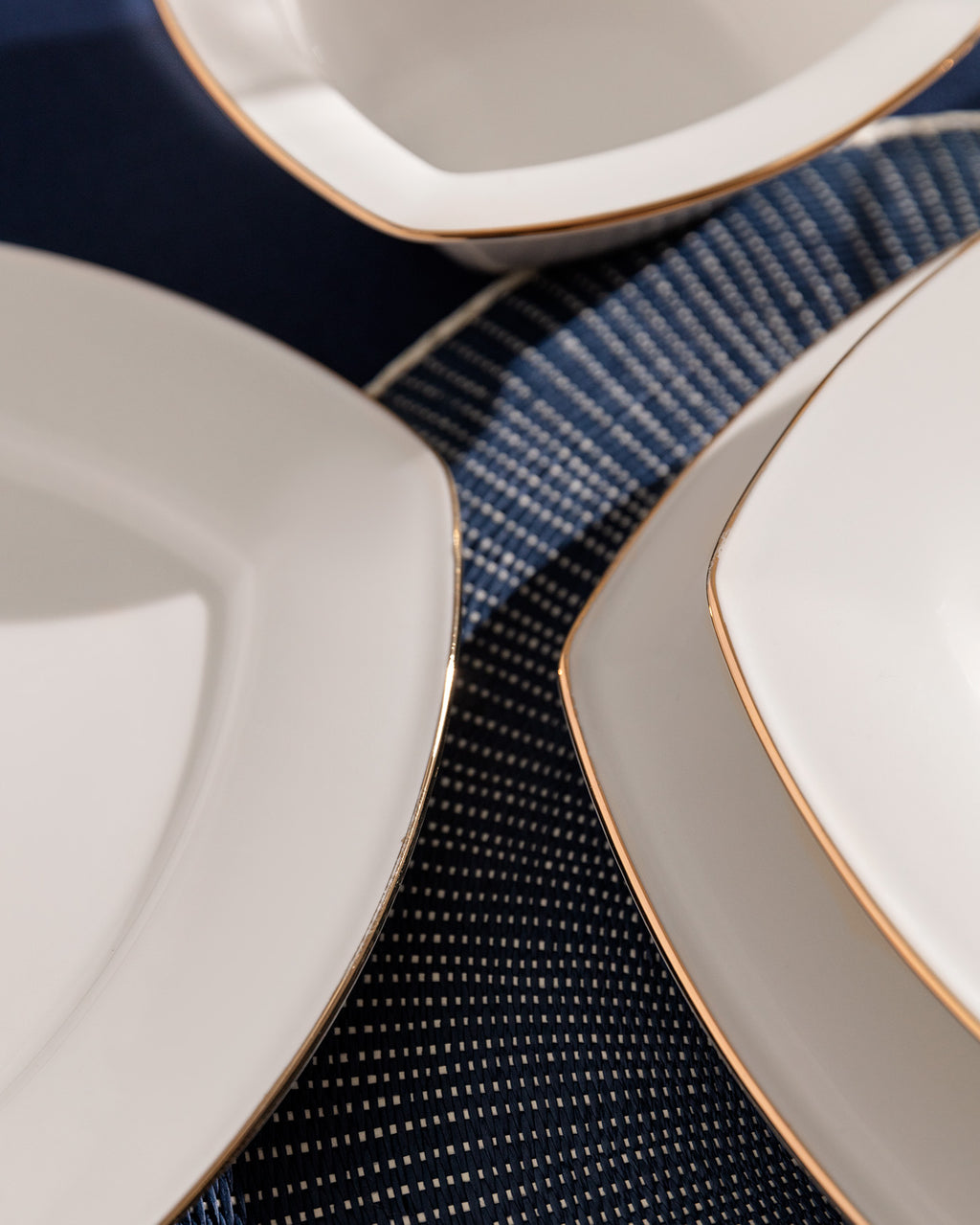 Noya Dinner Set  24 Pcs - Madame Coco JO