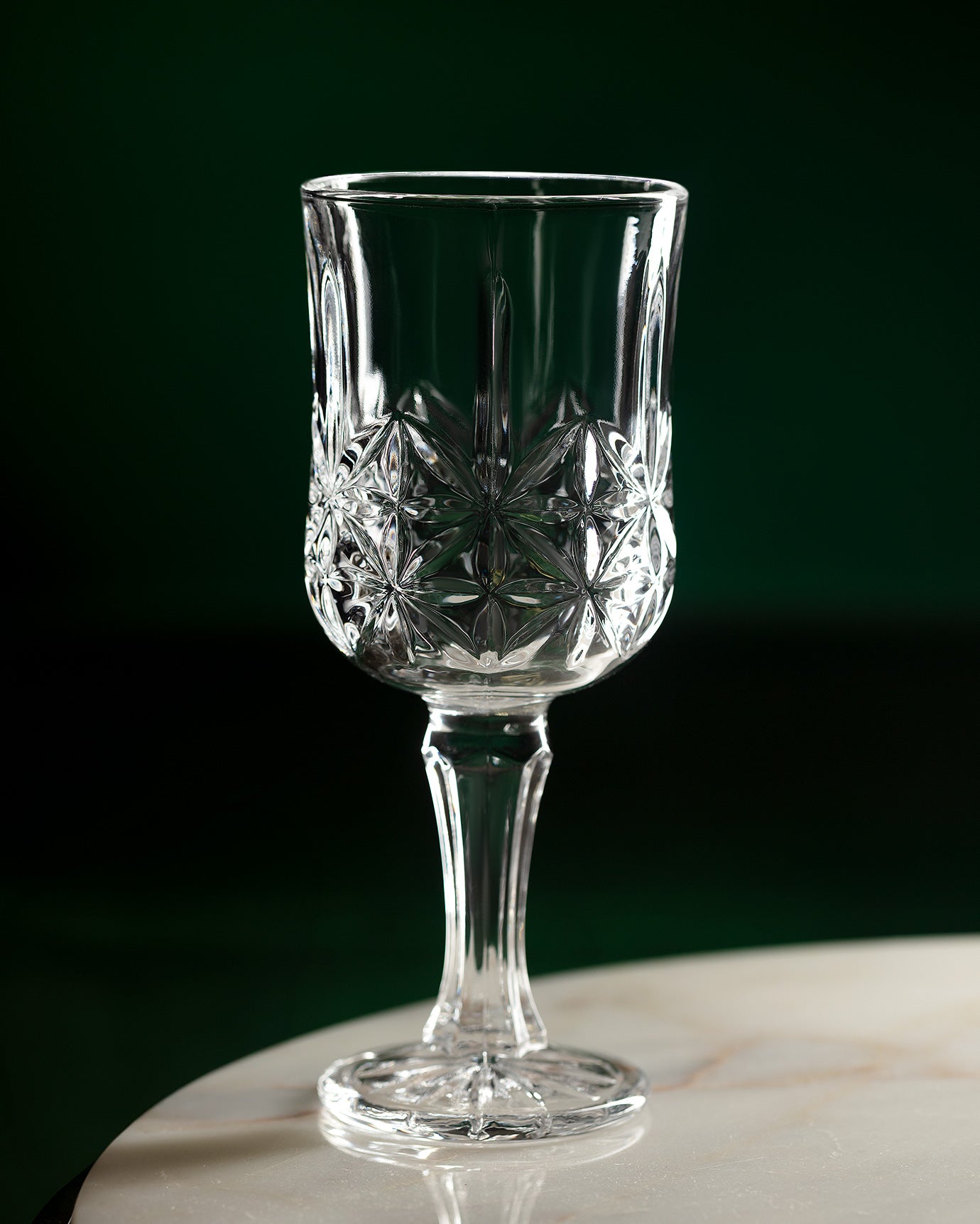 Estee 4-piece Tall Wine Glass Set - Madame Coco JO