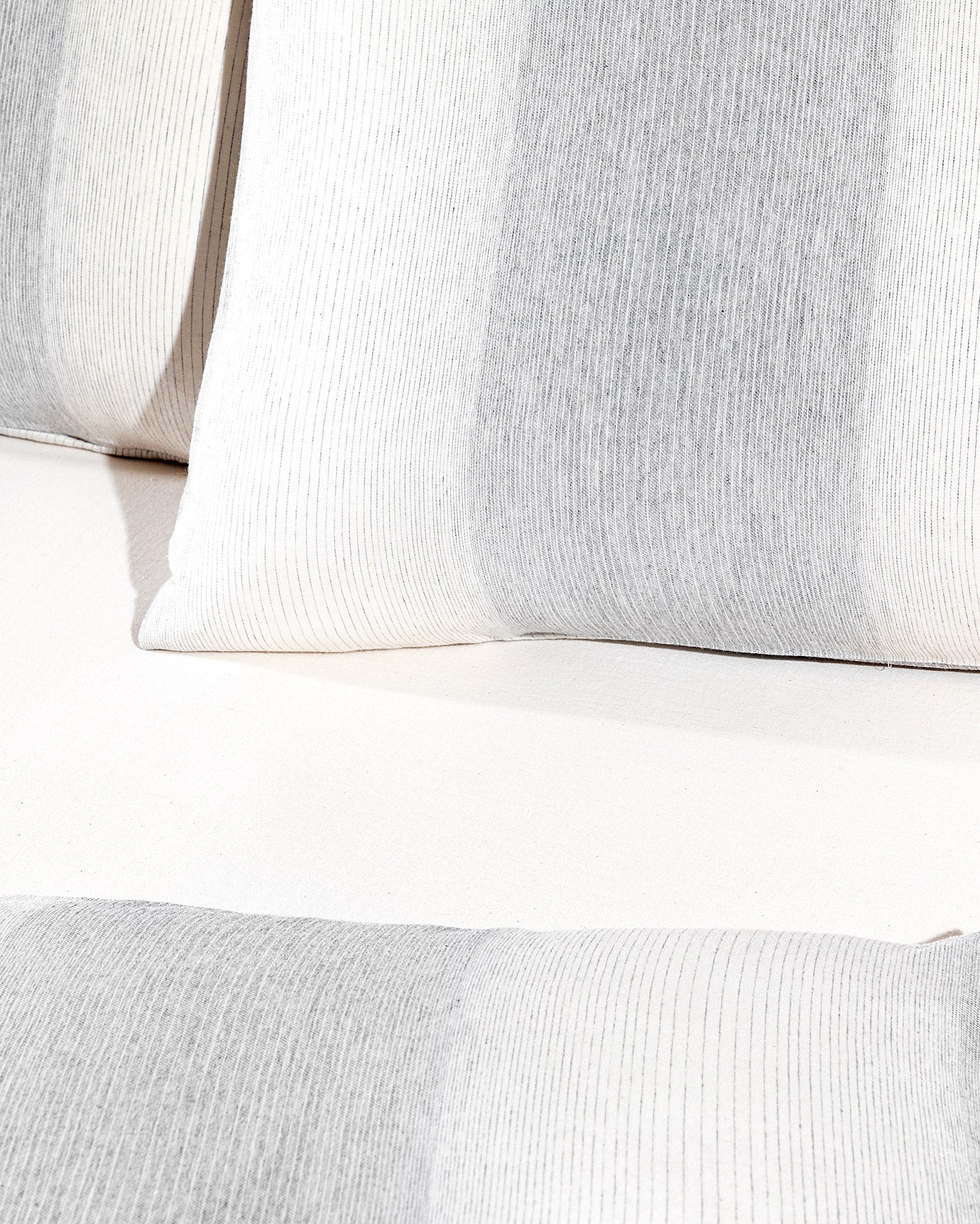 Berthe Double Size Dobby Duvet Cover Set - Madame Coco JO