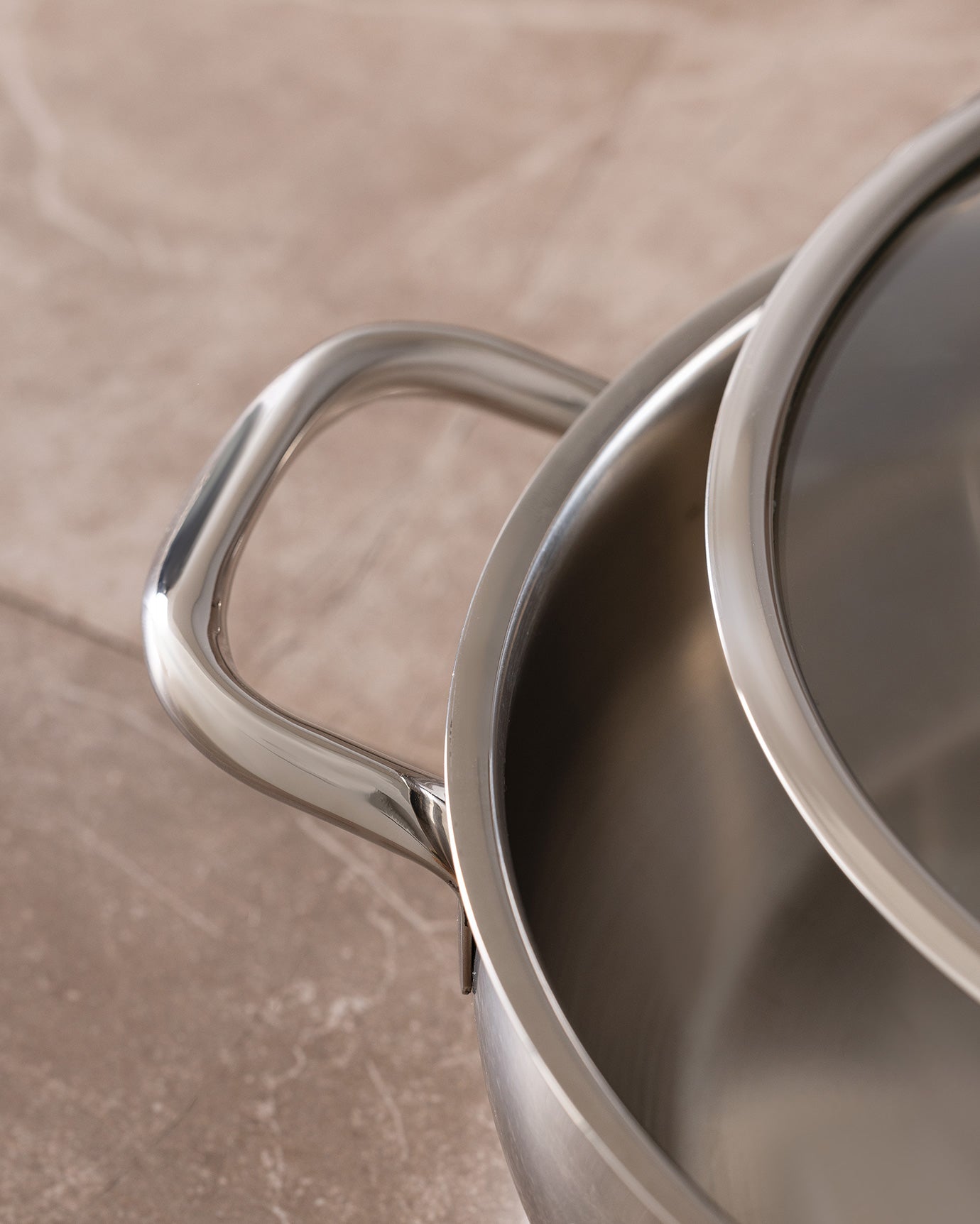 Vera Shallow Pot 28 Cm - Madame Coco JO