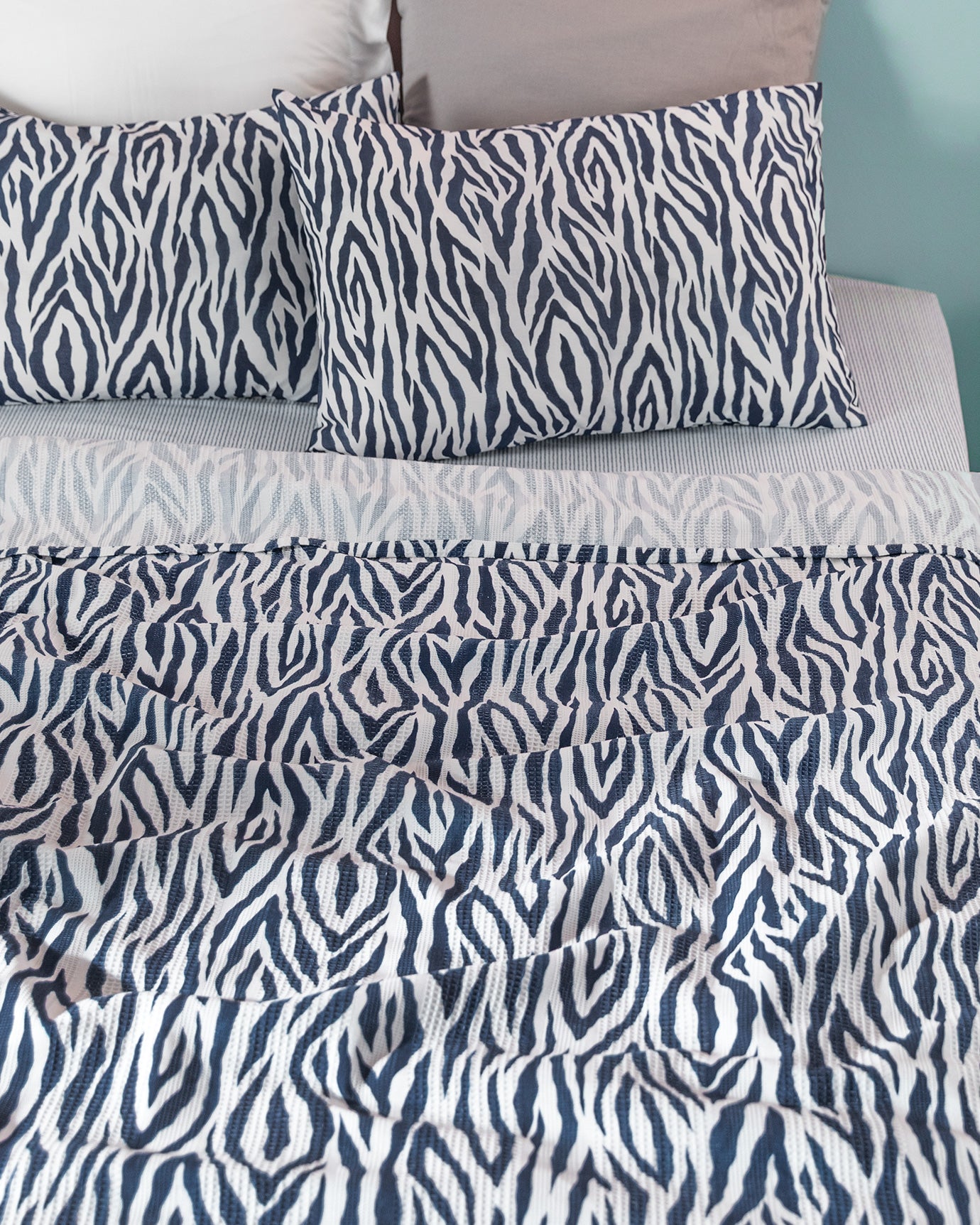 Saber Carded Printed King Size Pique Set - Madame Coco JO