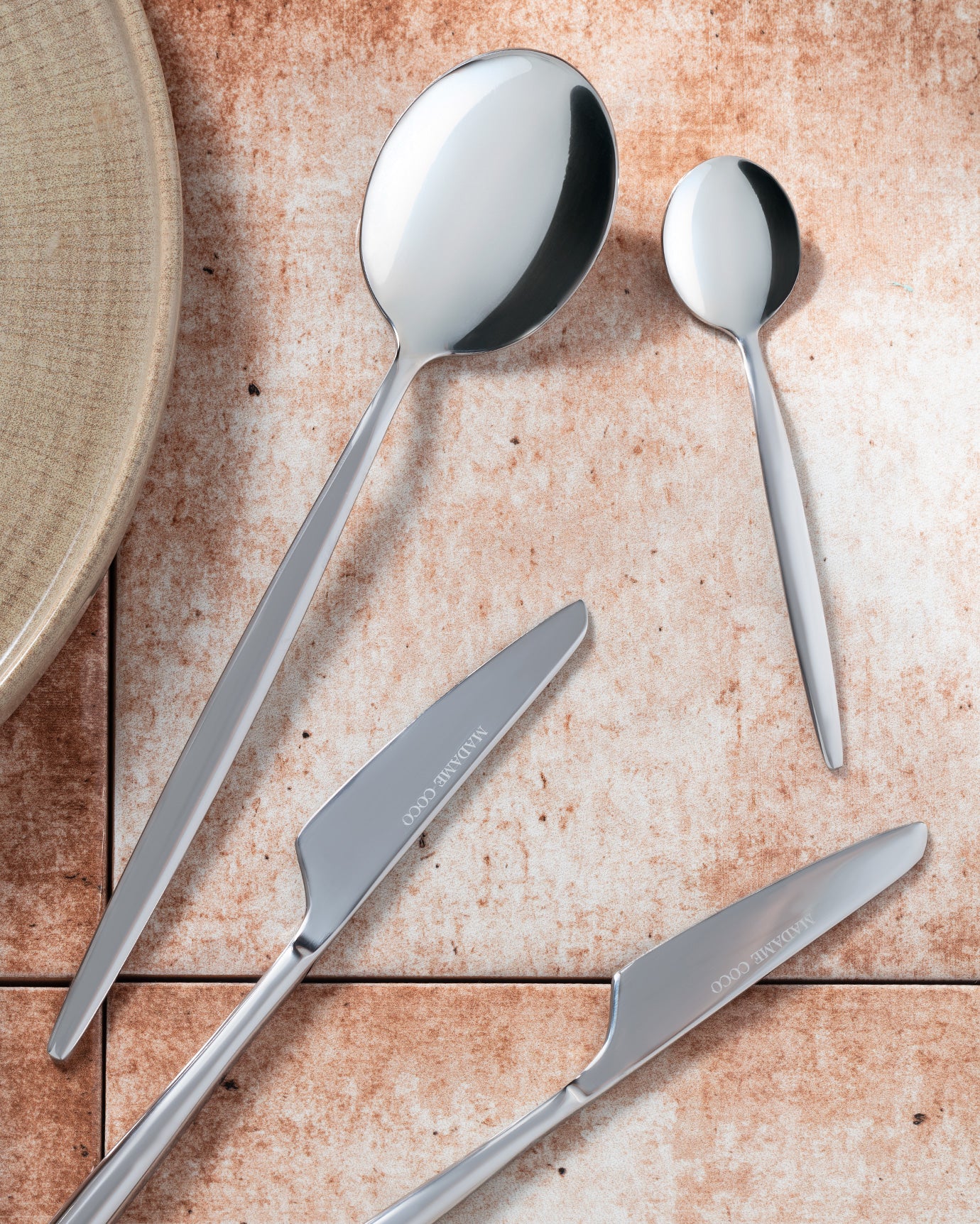 Freya 84 Pcs Cutlery Set - Madame Coco JO