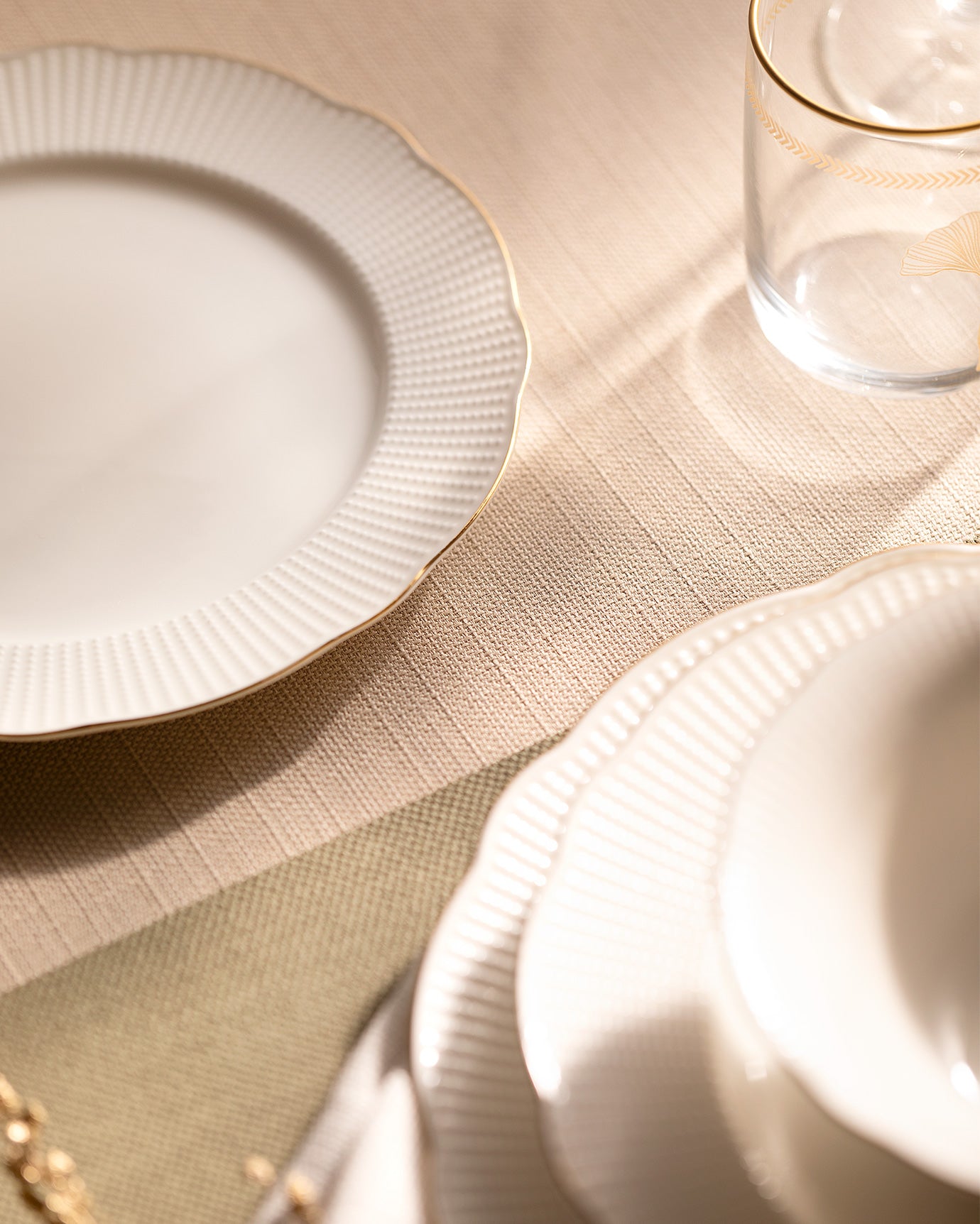 Delron Dinner Set  24 Pcs - Madame Coco JO