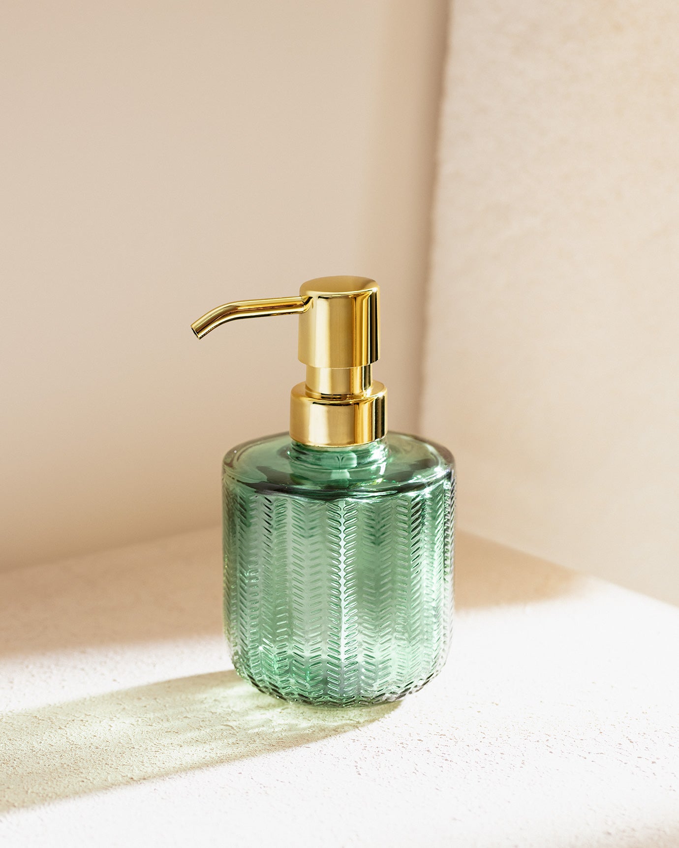 Veronigue Layer Soap Dispenser - Madame Coco JO