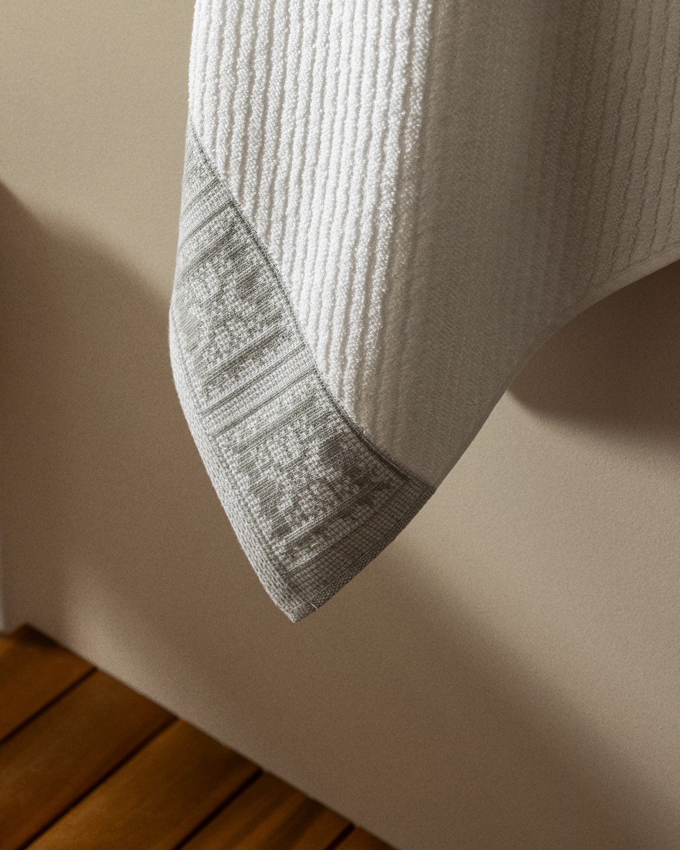 Zeste Bath Towel - Madame Coco JO