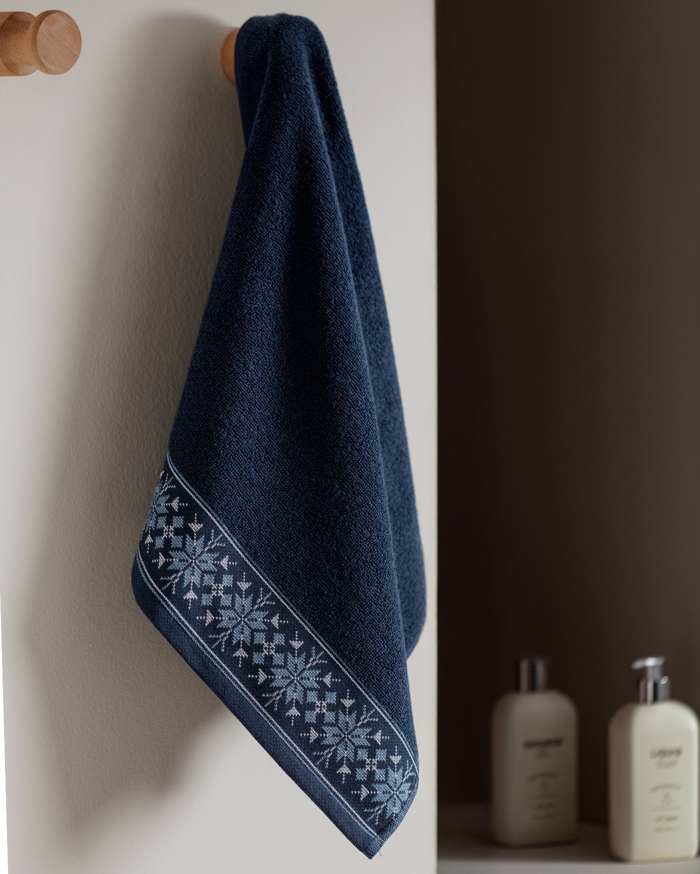 Caresse Face Towel - Madame Coco JO