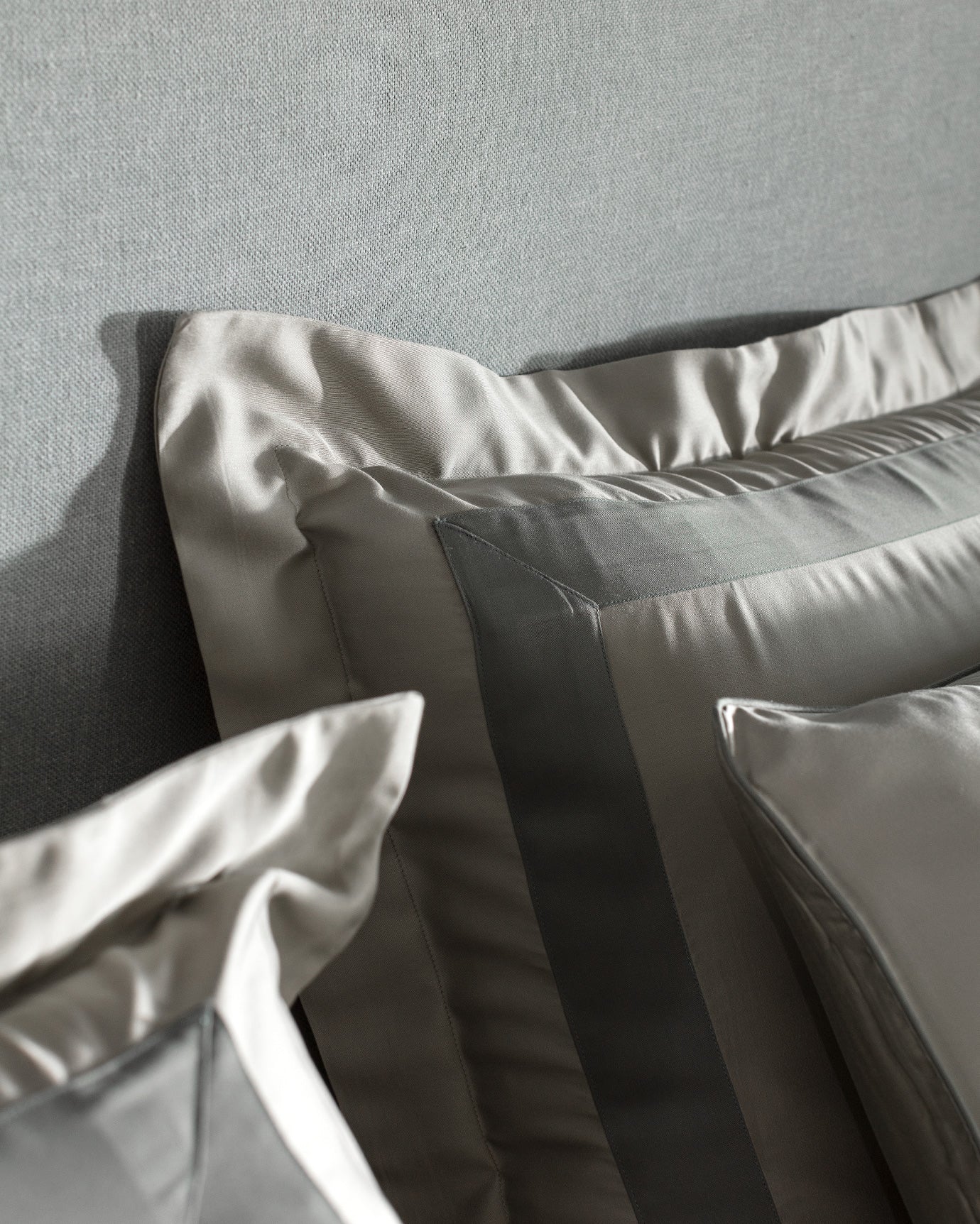 Samoa King Size Bamboo Satin Duvet Cover Set - Madame Coco JO