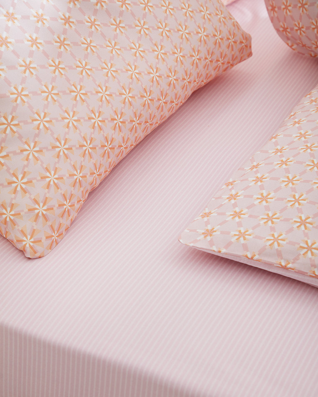 Rainger Single Size Duvet Cover Set - Madame Coco JO
