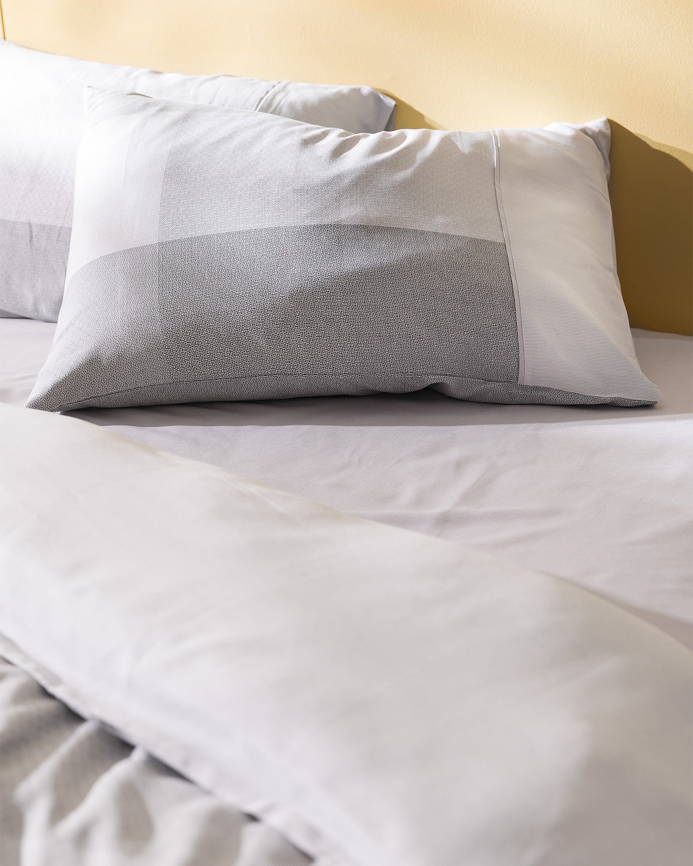 Faron Single Size Duvet Cover Set - Coco Crep Patterned - Madame Coco JO
