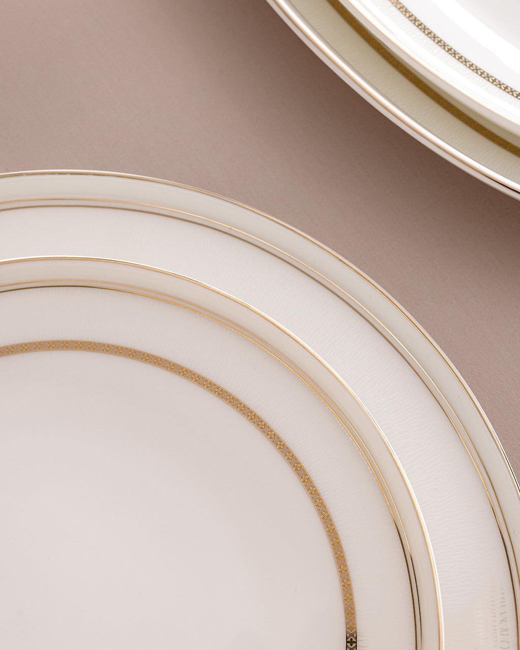 Davin 56 Piece Dinner Set - Madame Coco JO